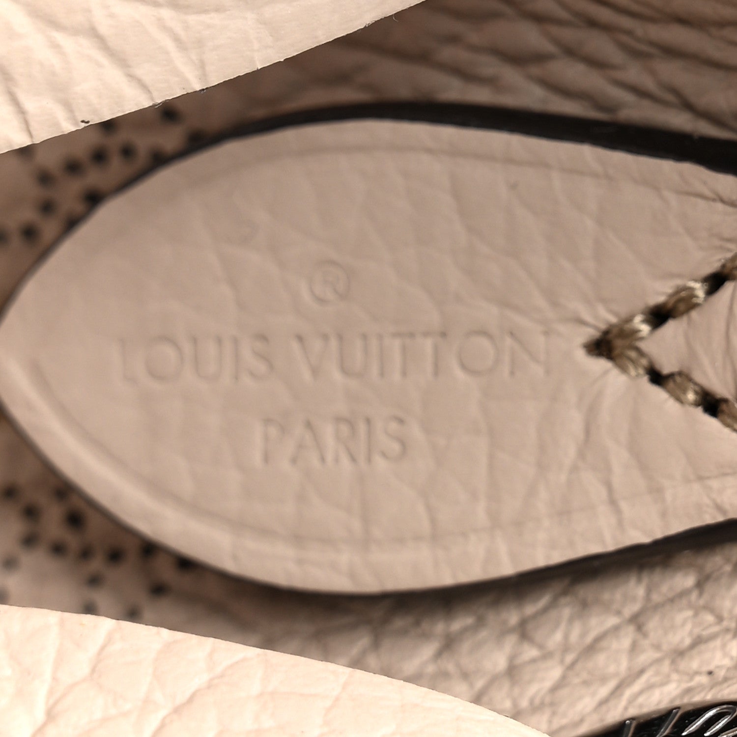 Louis Vuitton Mahina Bella Galet 6 of 12
