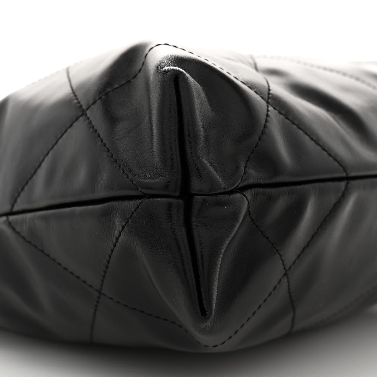 Shiny Calfskin Quilted Small Chanel 22 Black
