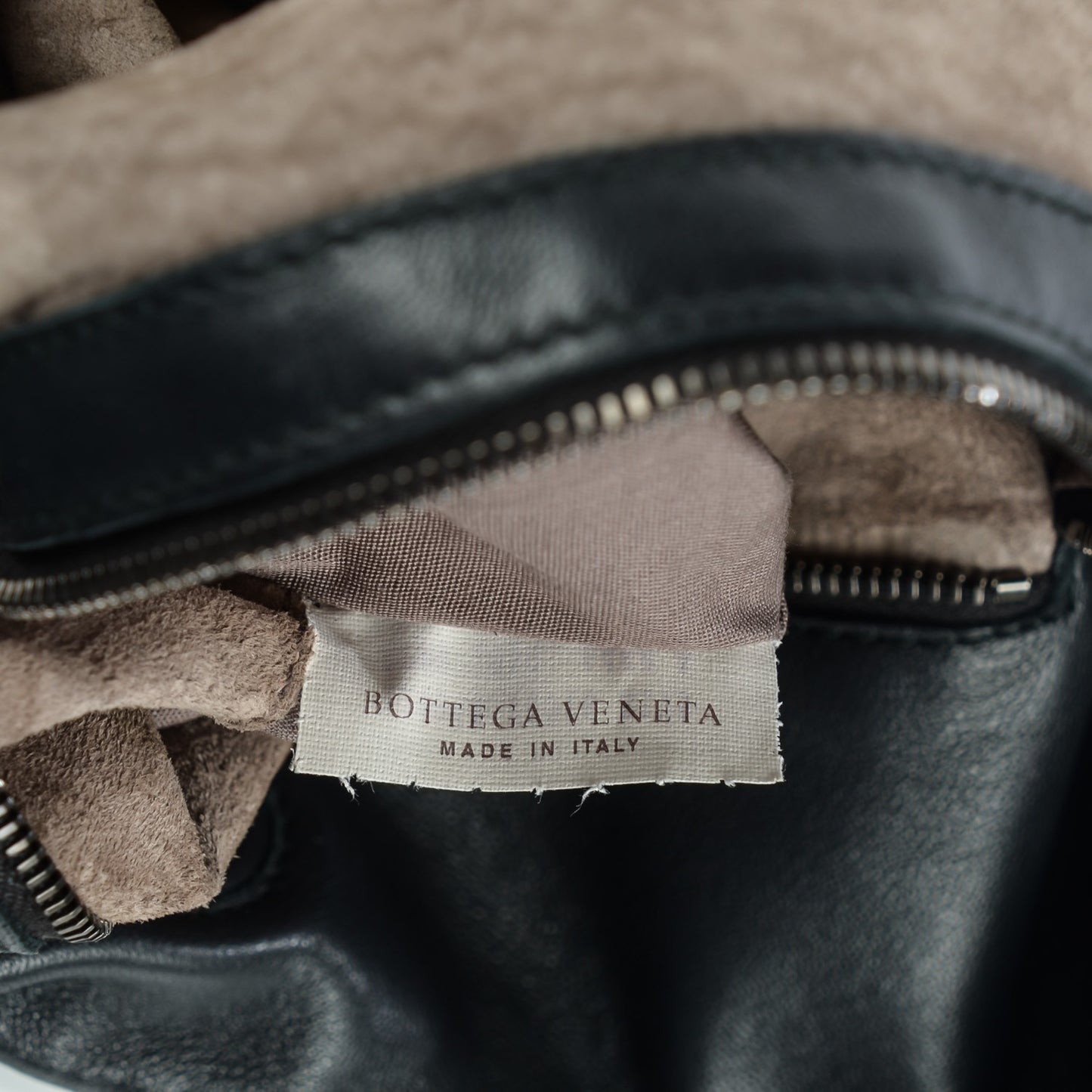 Nappa Intrecciato Large Campana Nero Black