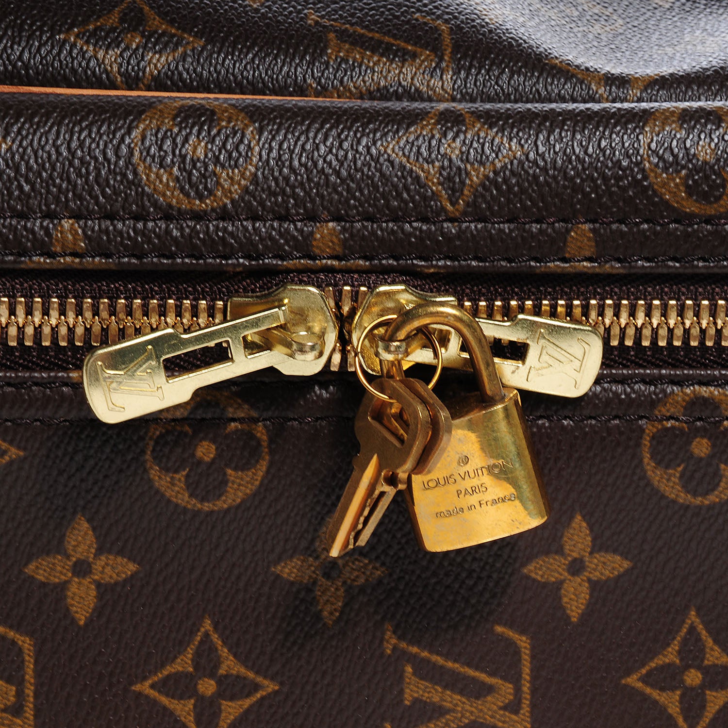 Louis Vuitton Monogram Sirius 50 7 of 7