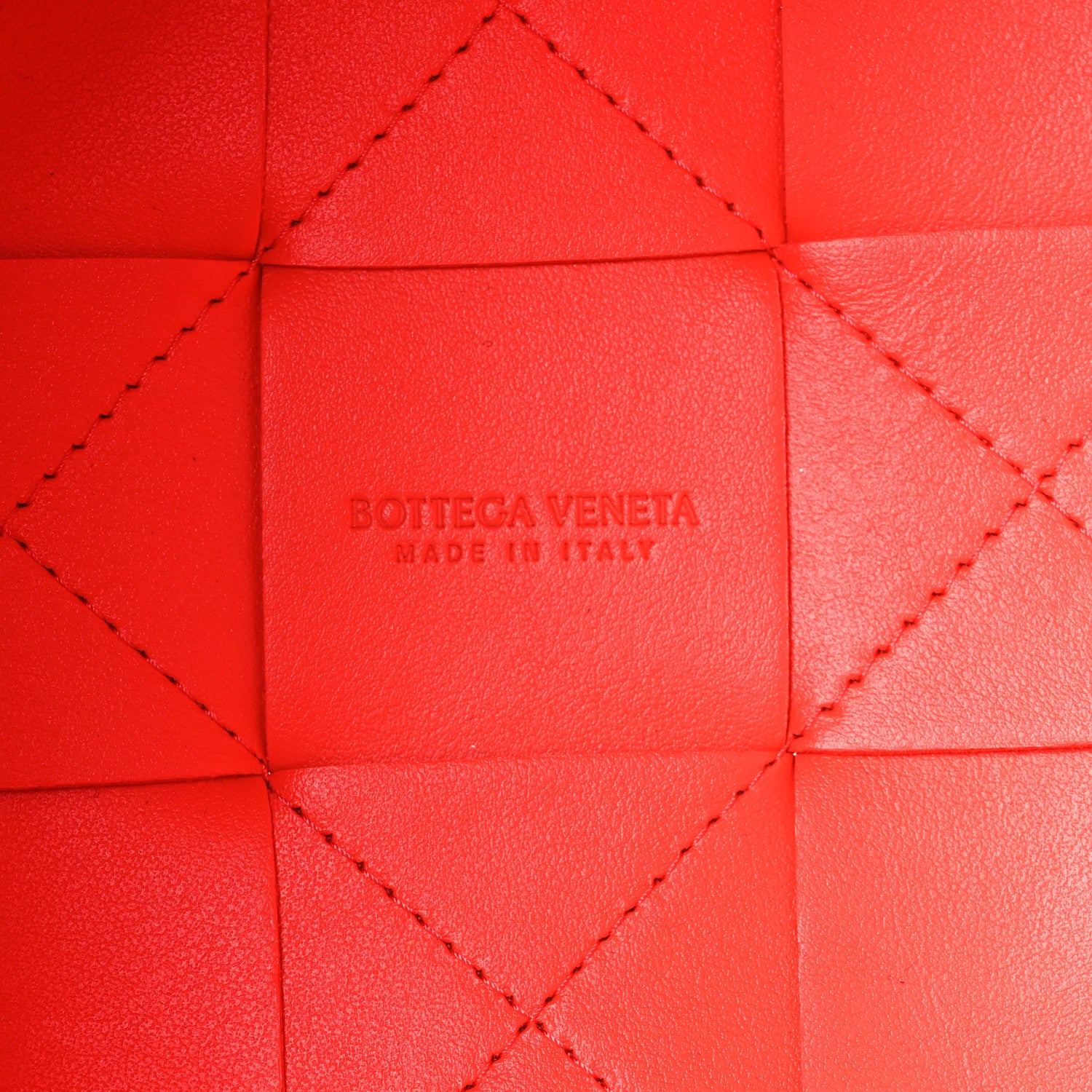 Bottega Veneta Nappa Maxi Intrecciato Small Cassette Bucket Bag Firework 6 of 8