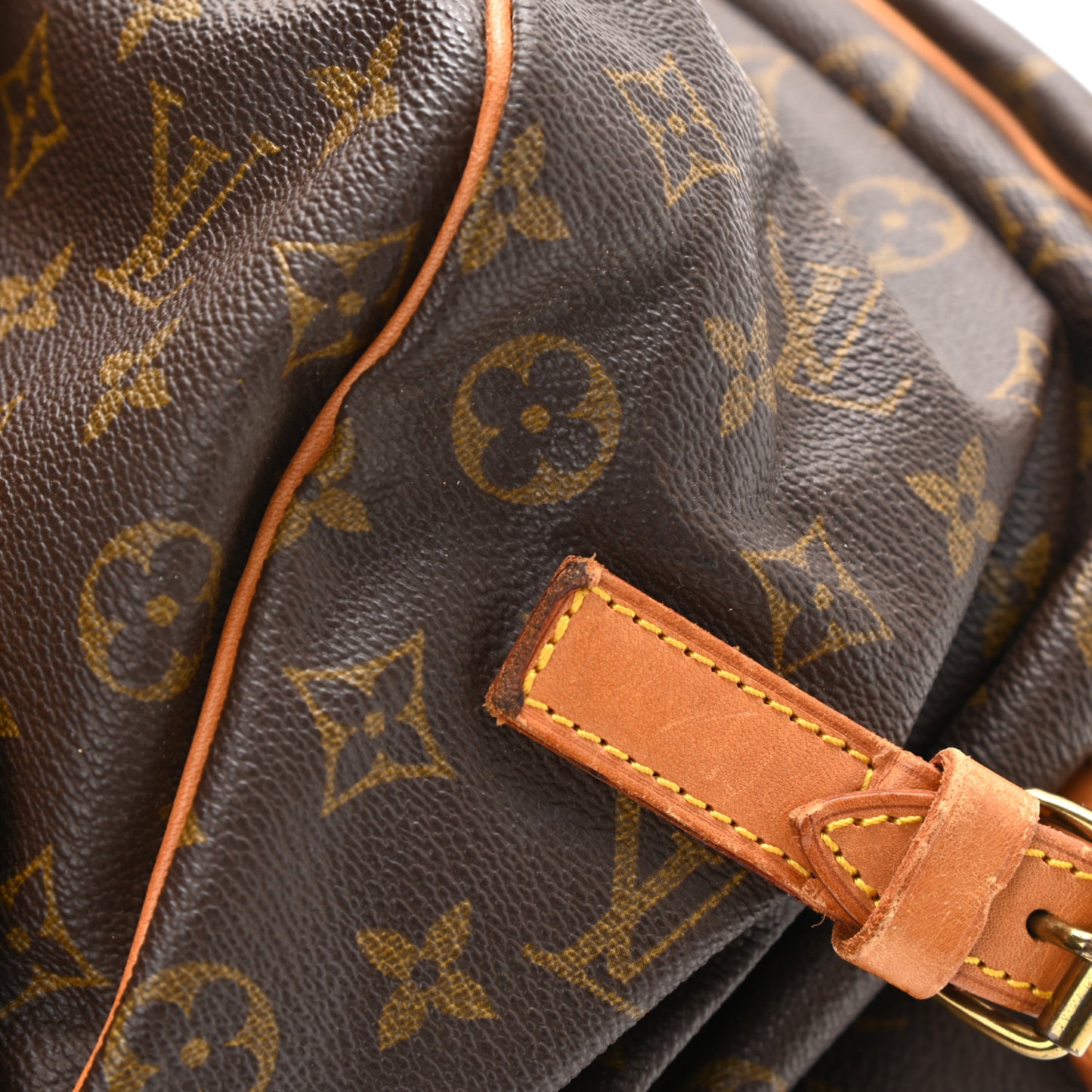 Monogram Saumur 35