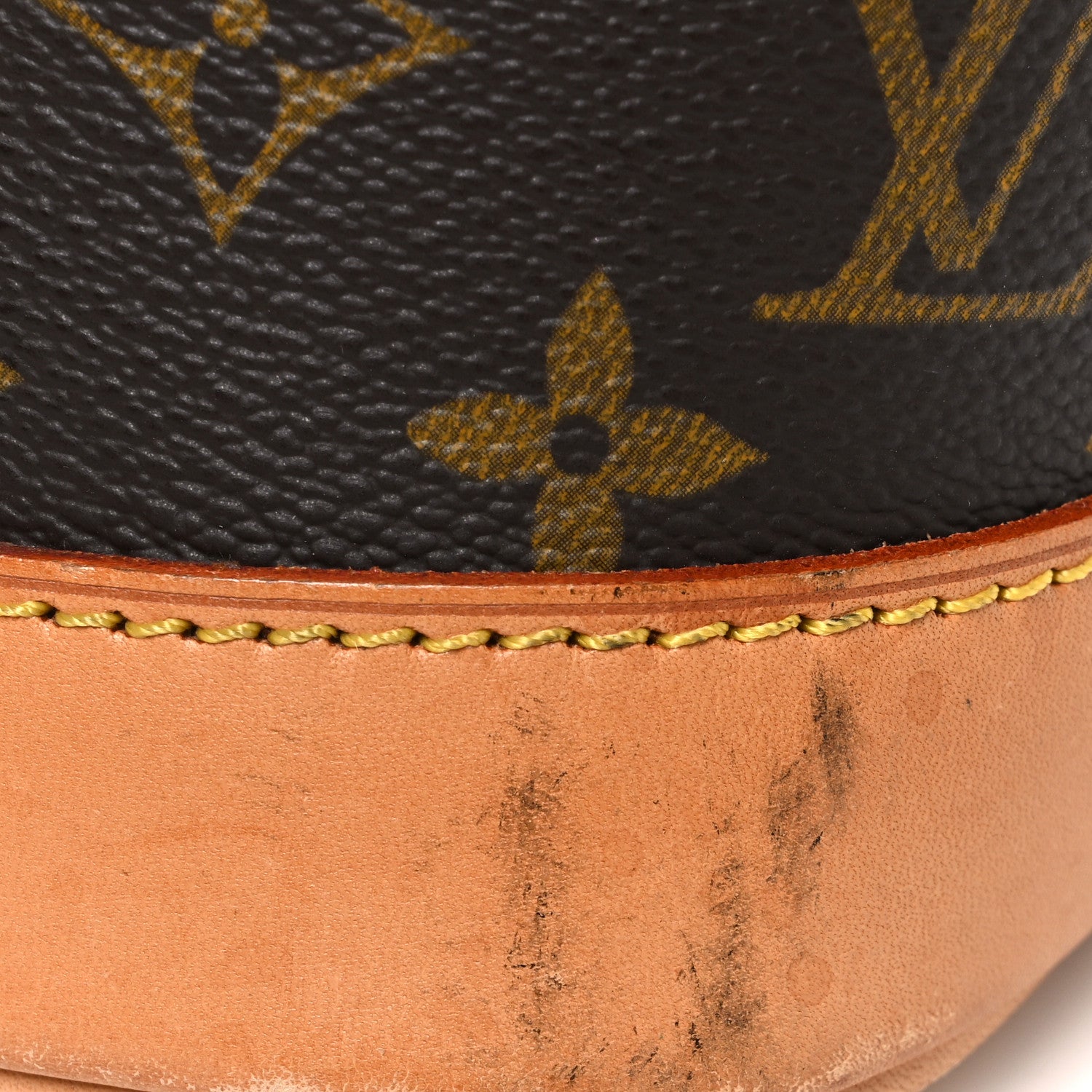 Louis Vuitton Monogram Alma PM 11 of 11