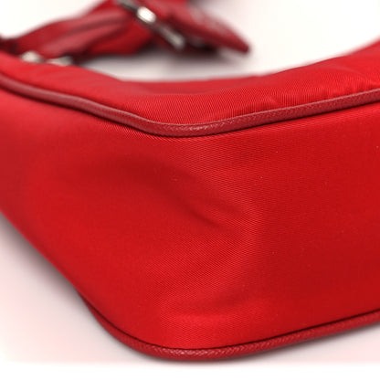 Prada Nylon Re-Edition 2005 Shoulder Bag  Rosso 8 of 9
