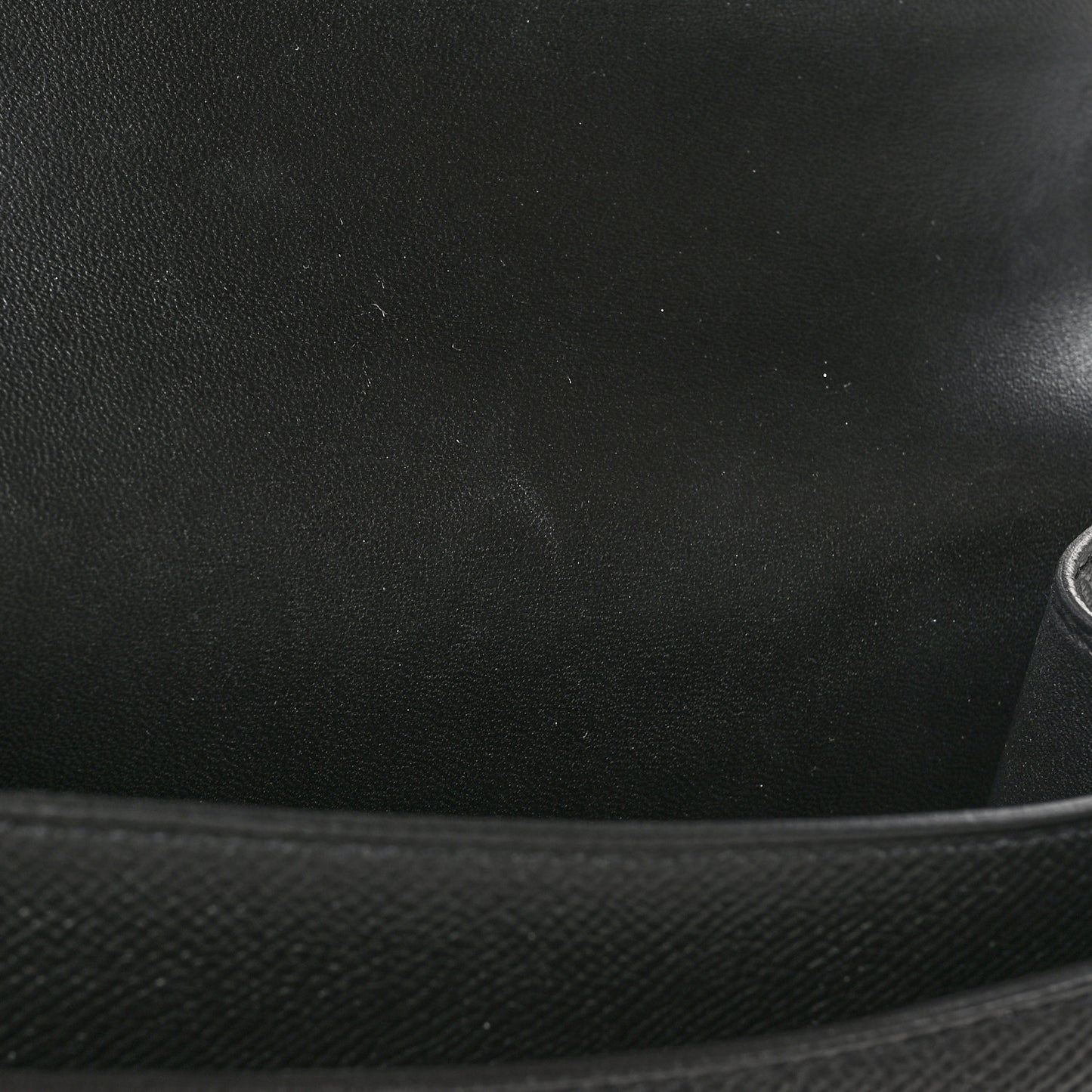 Epsom Constance 18 Black
