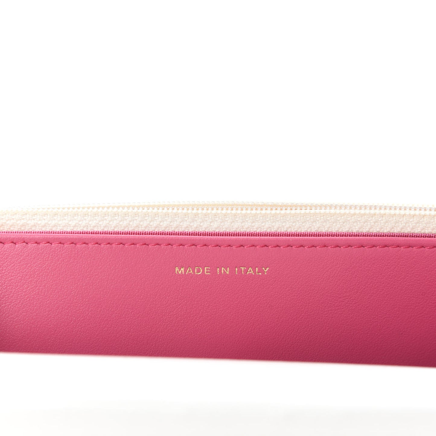 Goatskin Quilted Timeless CC Wallet On Chain WOC White