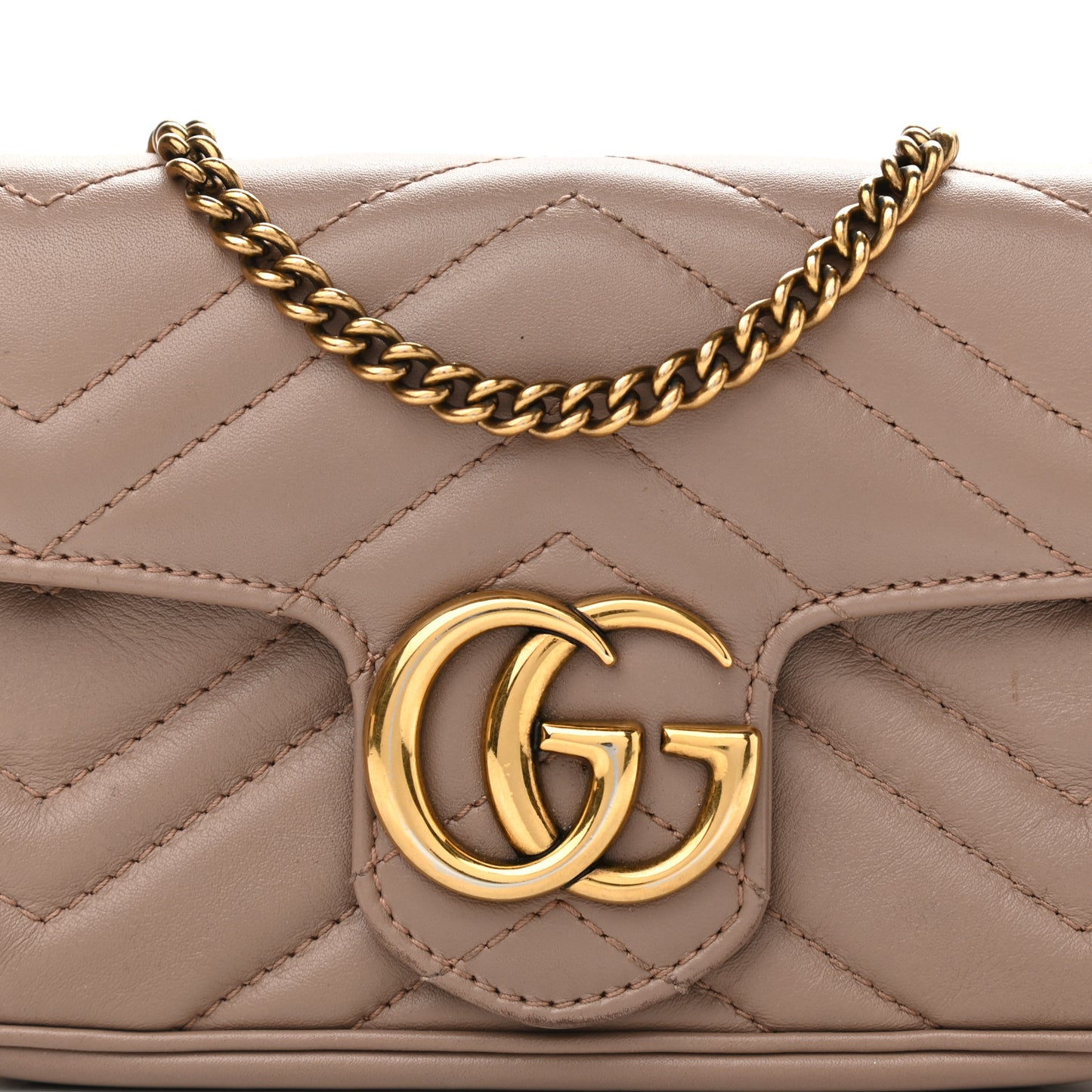 Calfskin Matelasse Super Mini GG Marmont Shoulder Bag Porcelain Rose