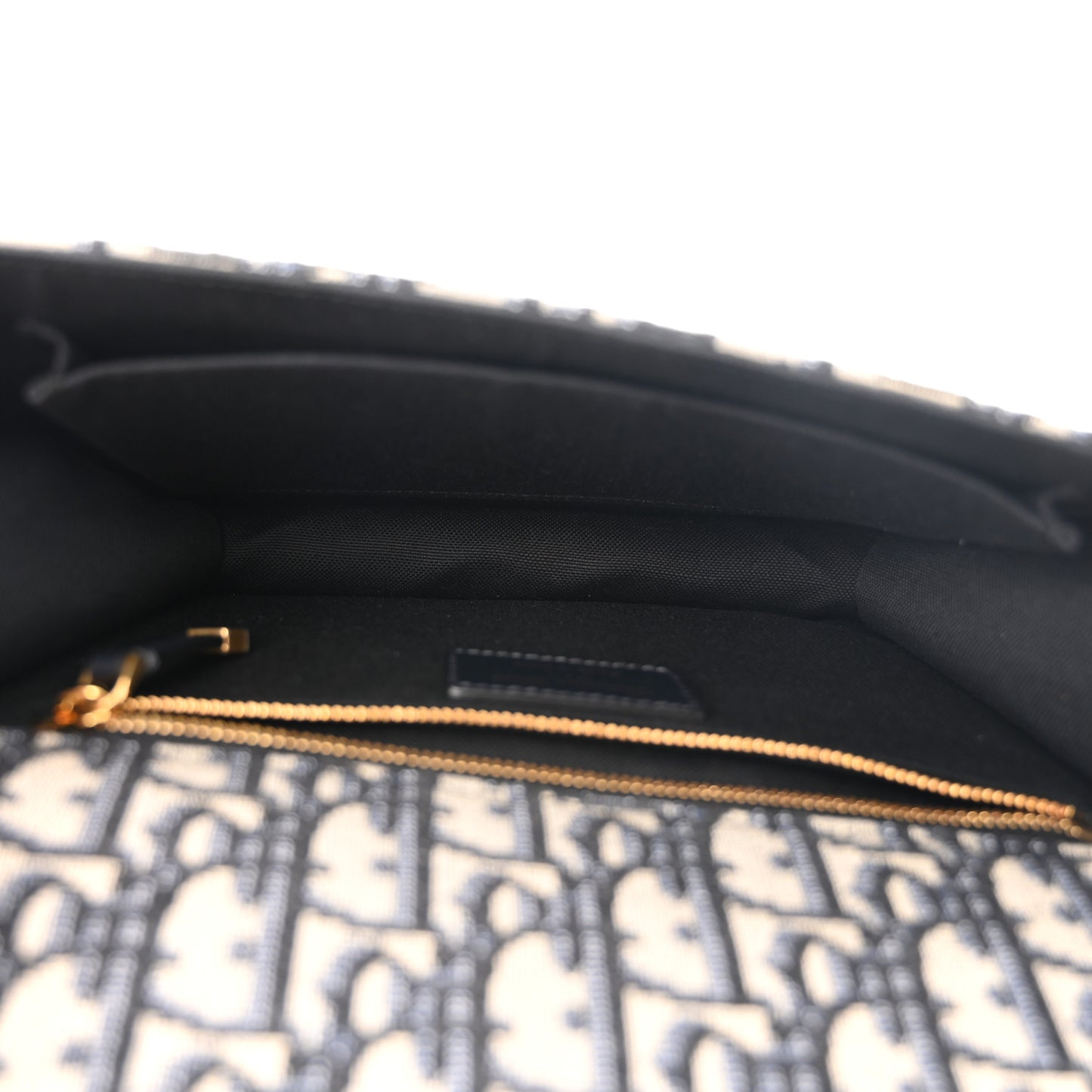 Oblique 30 Montaigne Flap Bag Blue