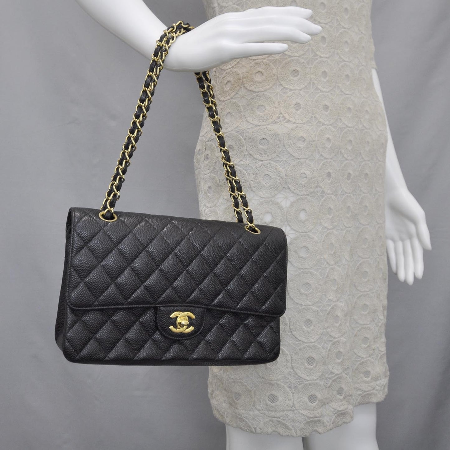 Caviar Quilted Medium Double Flap Black