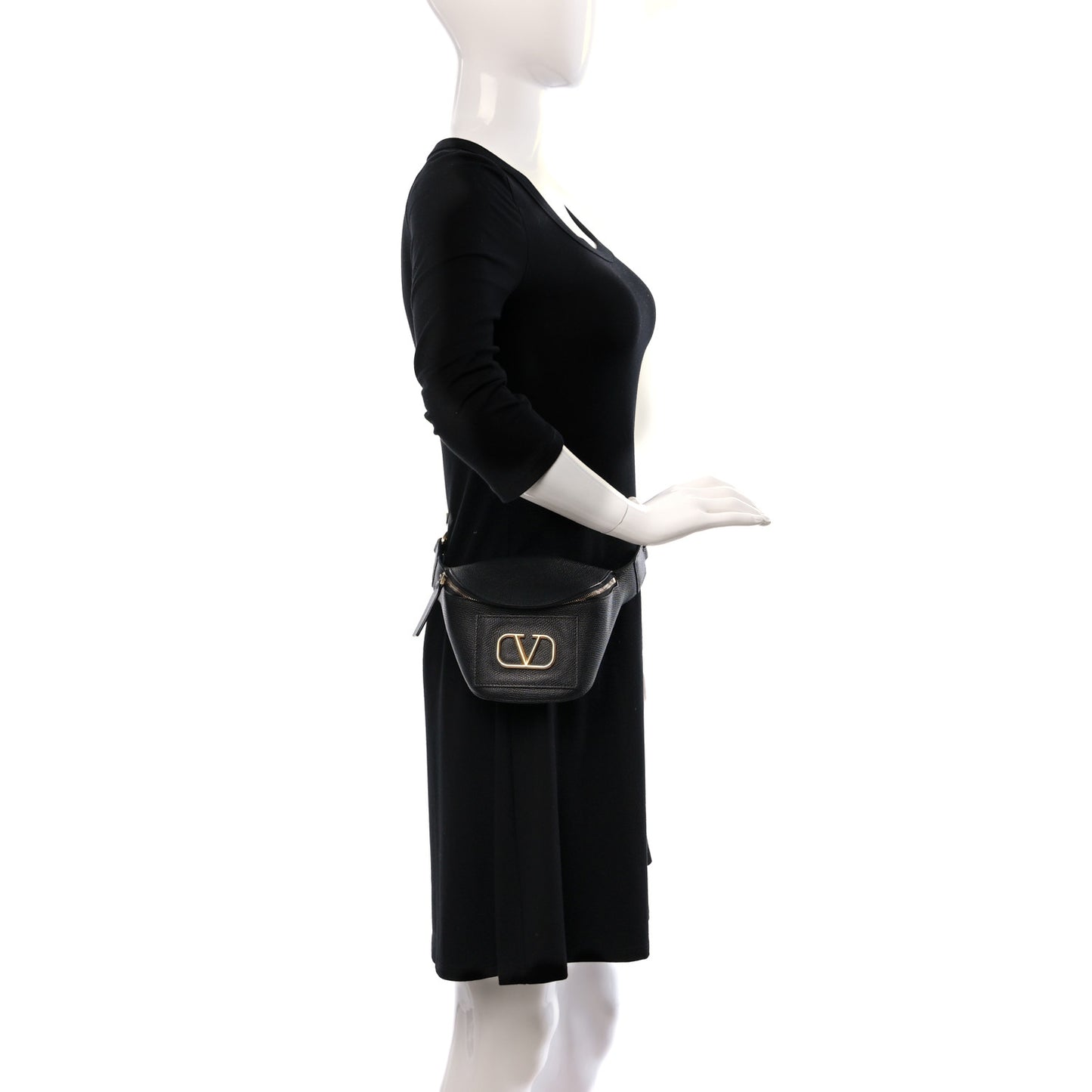 Grained Calfskin VSling Chain Belt Bag Black