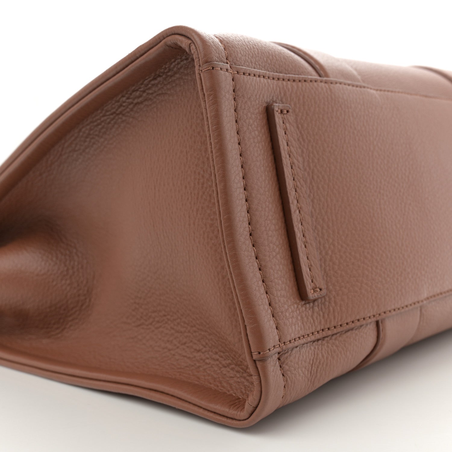 Marc Jacobs Grained Calfskin Large The Tote Bag Argan Oil 9 of 11