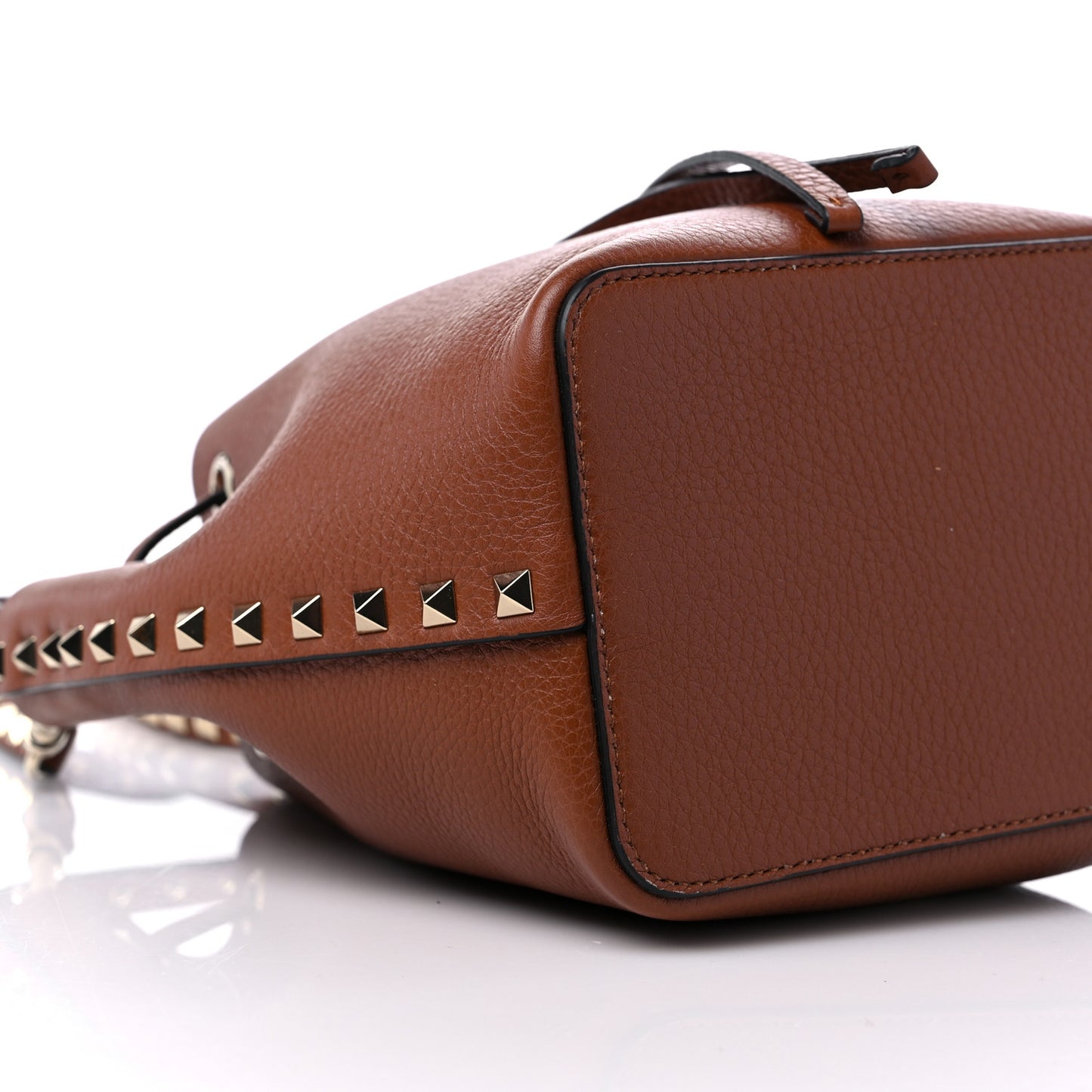 Grained Calfskin Rockstud Bucket Bag Saddle Brown