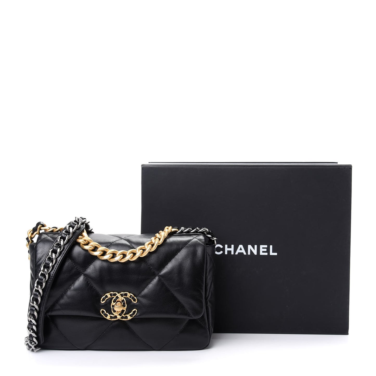 Shiny Goatskin Quilted Medium 19 Flap Black