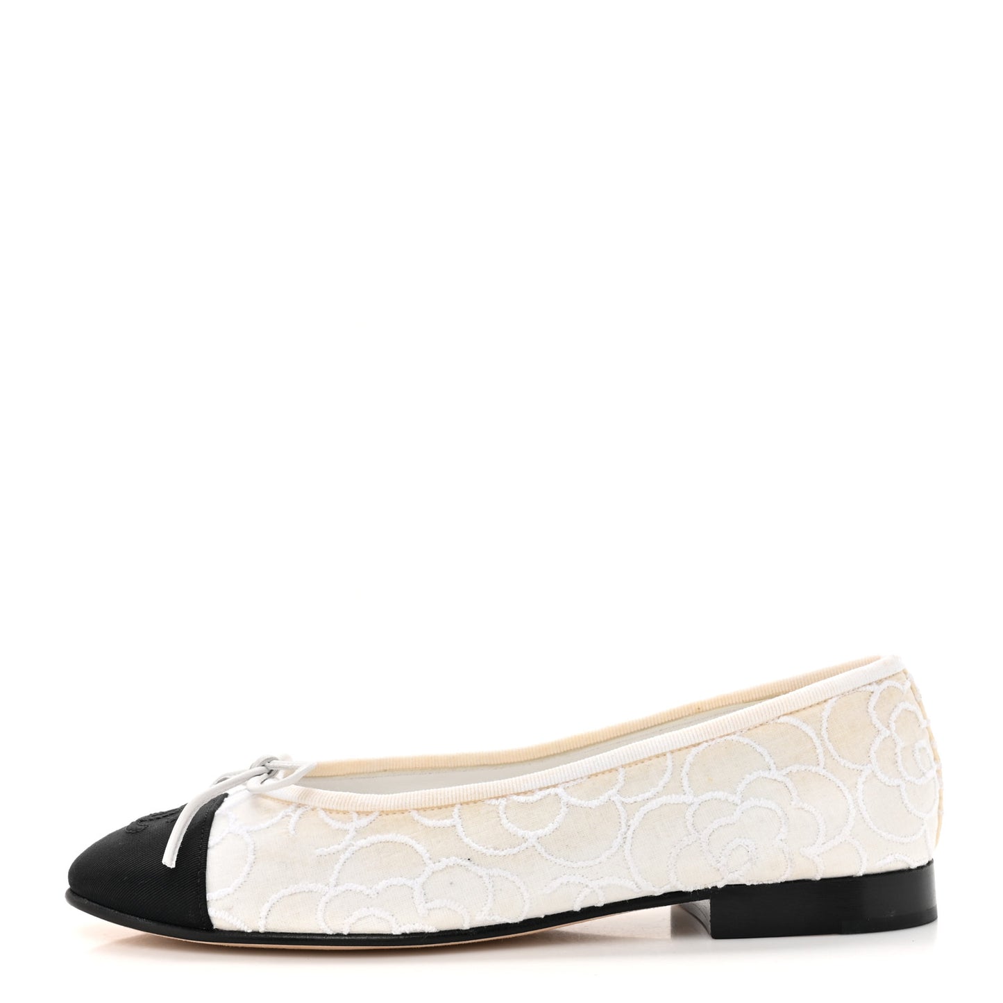 Fabric Camellia Embroidered Grosgrain Cap Toe Ballerina Flats 35.5 White Black