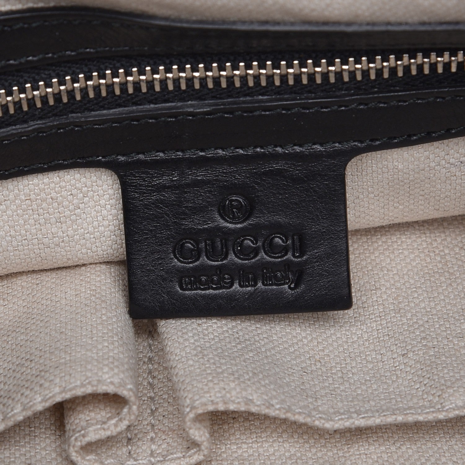 Gucci Soft Calfskin Icon Hobo Black 6 of 17