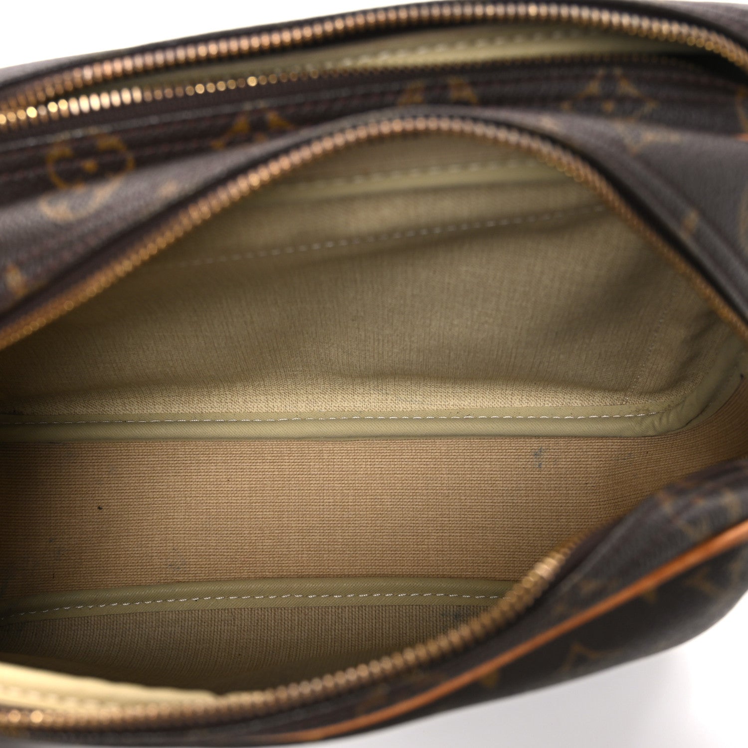 Louis Vuitton Monogram Reporter PM 5 of 10