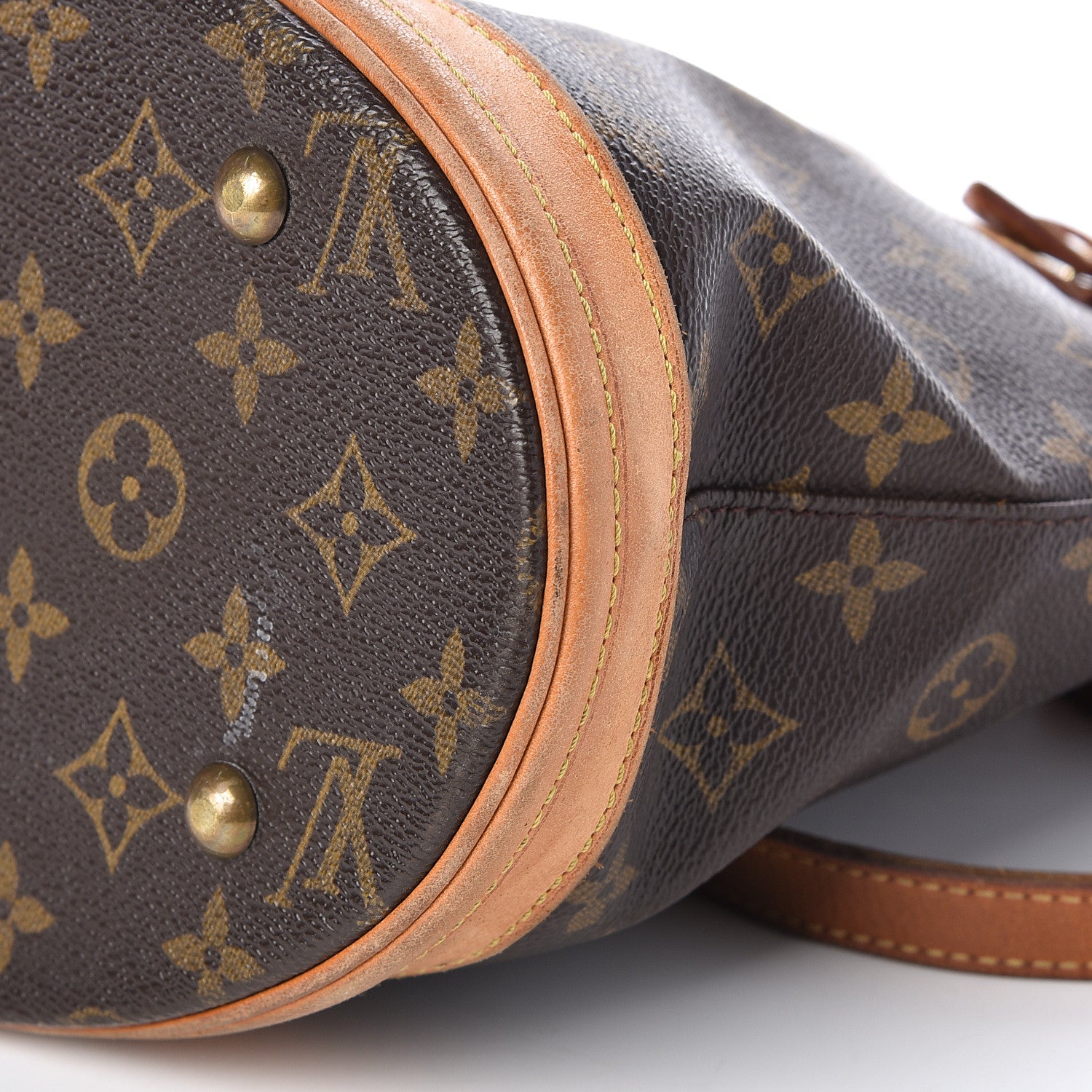 Louis Vuitton Monogram Petit Bucket 23 9 of 13