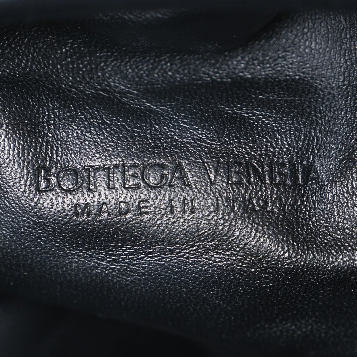 Nappa Maxi Intrecciato The Pouch Oversized Clutch Black