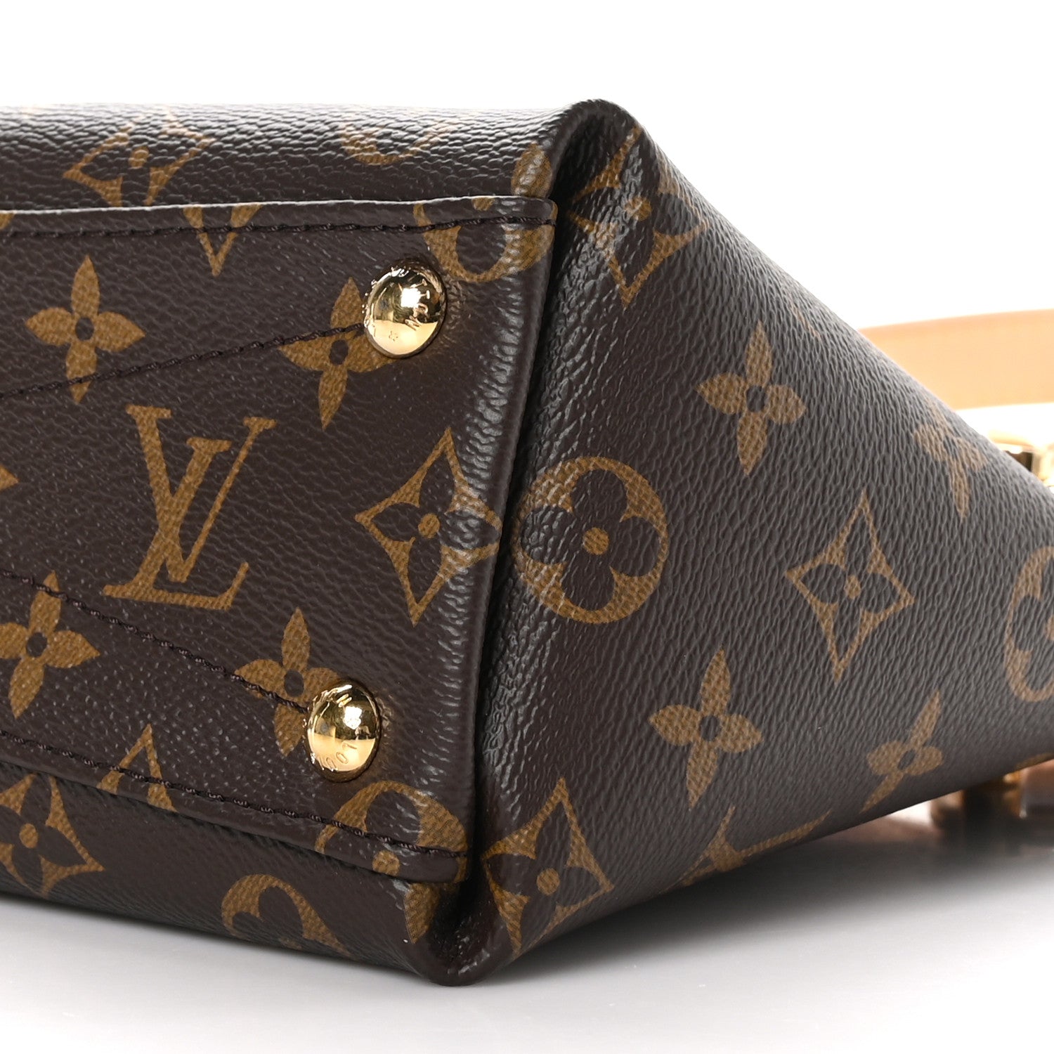Louis Vuitton Monogram V Tote BB Rose Poudre 8 of 9