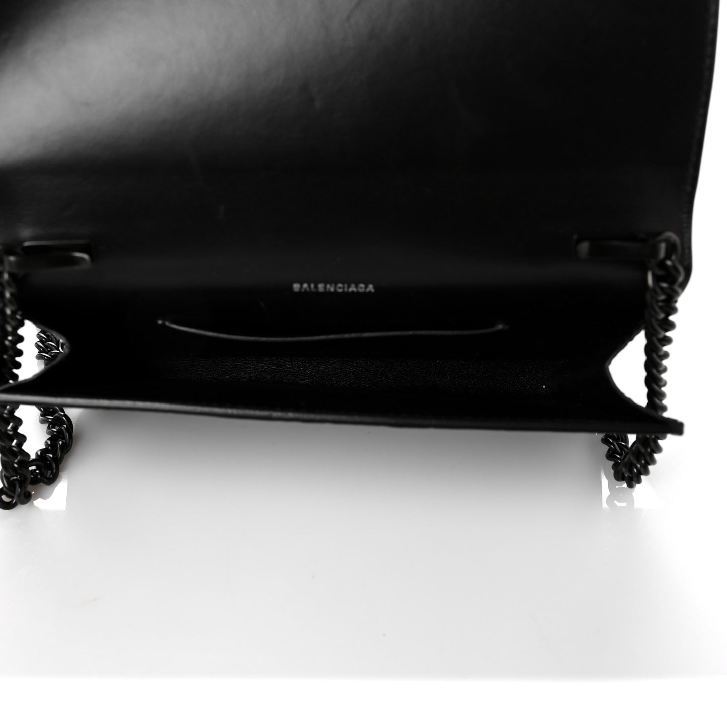Shiny Calfskin Crocodile Embossed BB Phone Holder Wallet On Chain Black