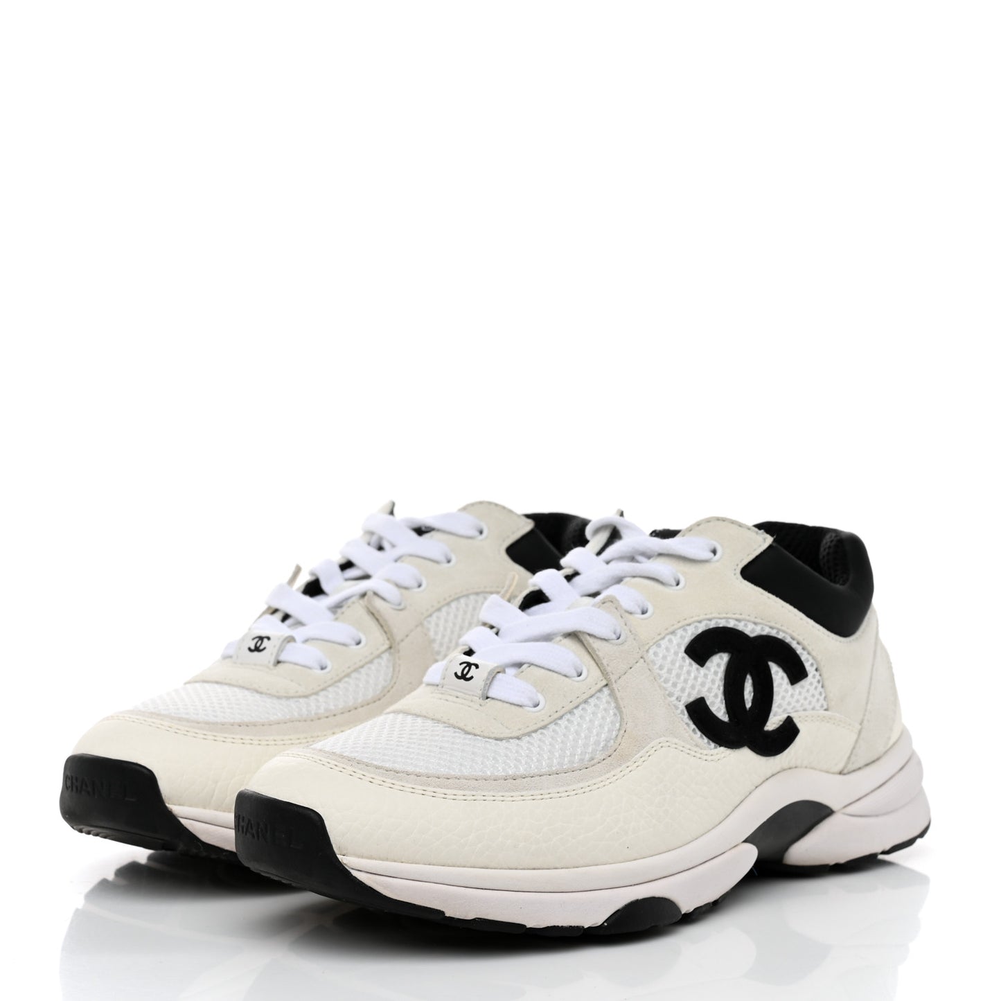 Mesh Suede Calfskin Grained Calfskin Womens CC Sneakers 38.5 White Black