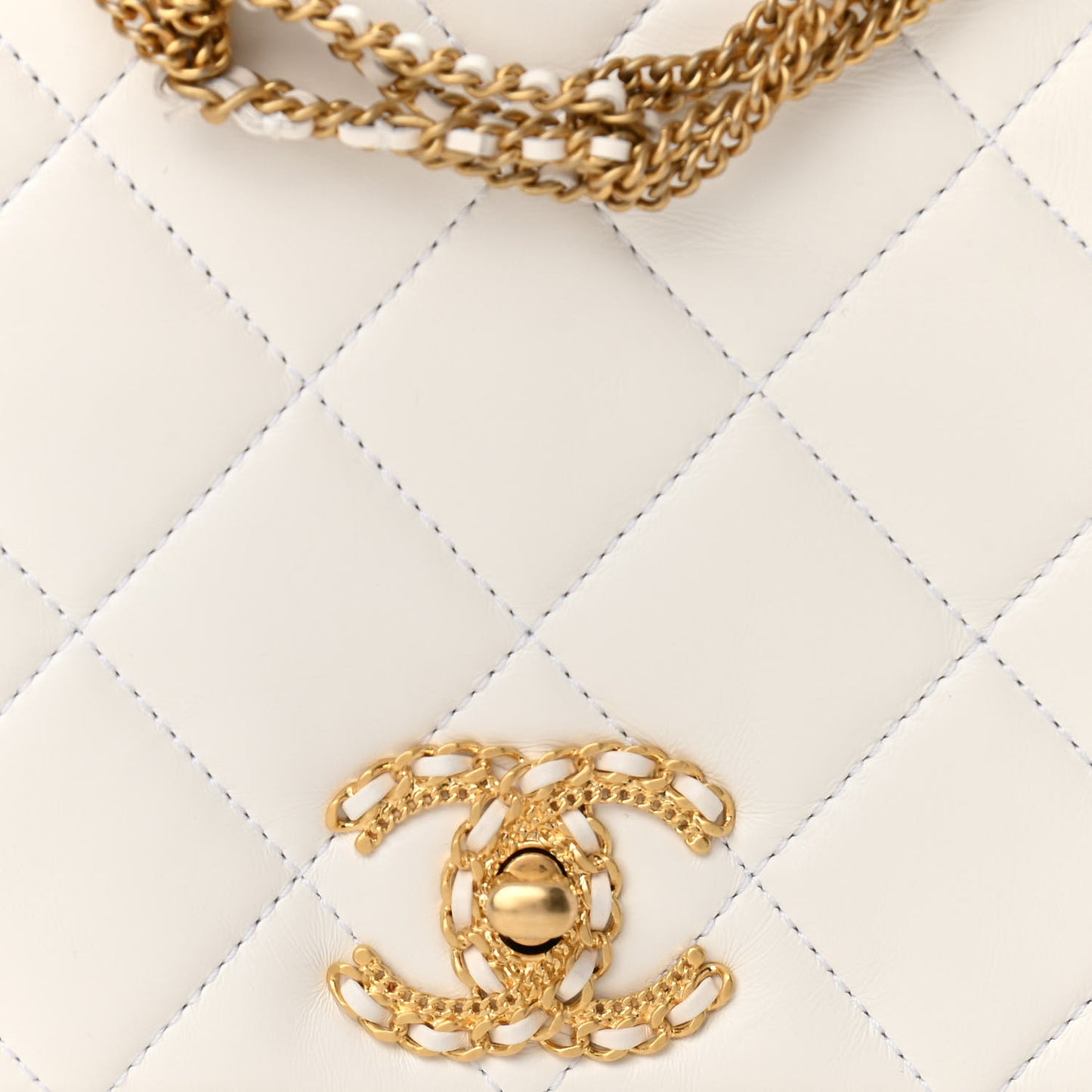 Lambskin Quilted Chain Flap White