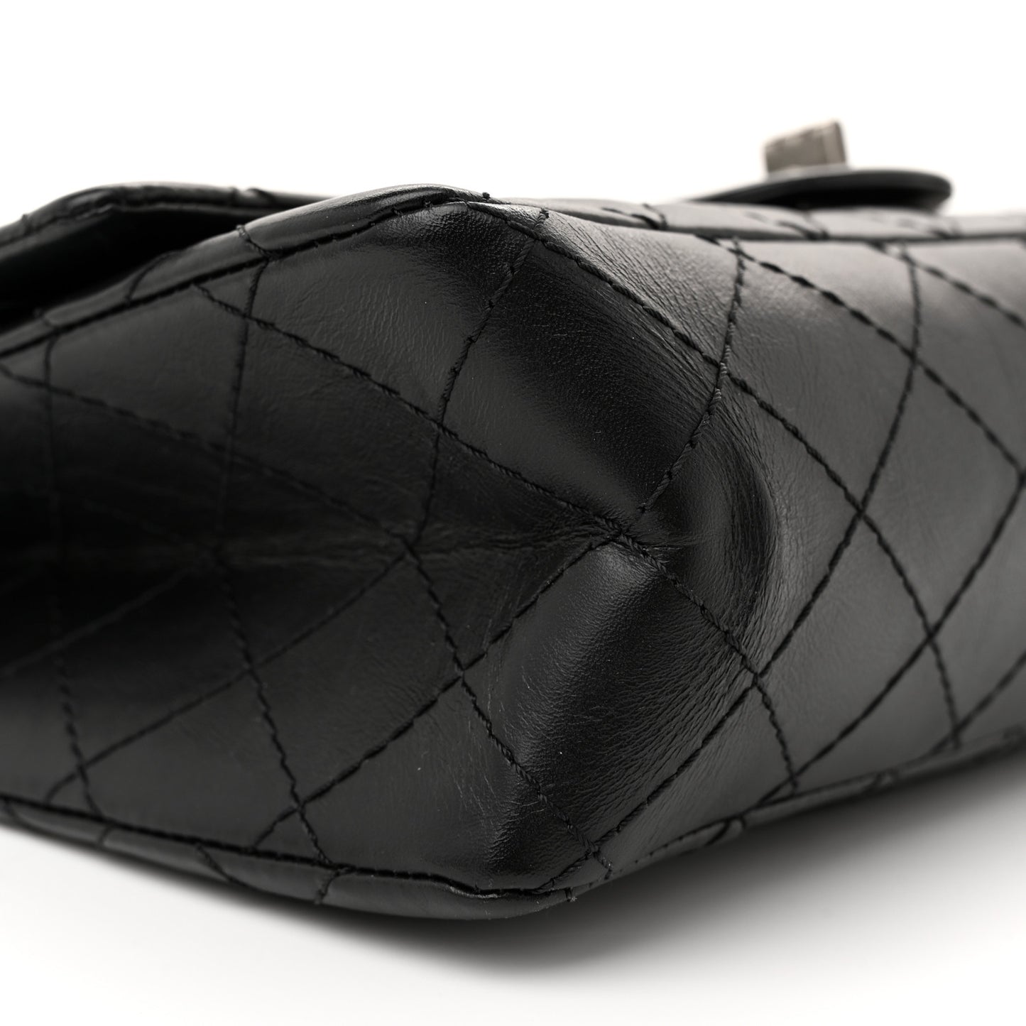 Aged Calfskin Quilted 2.55 Reissue 225 Flap Black