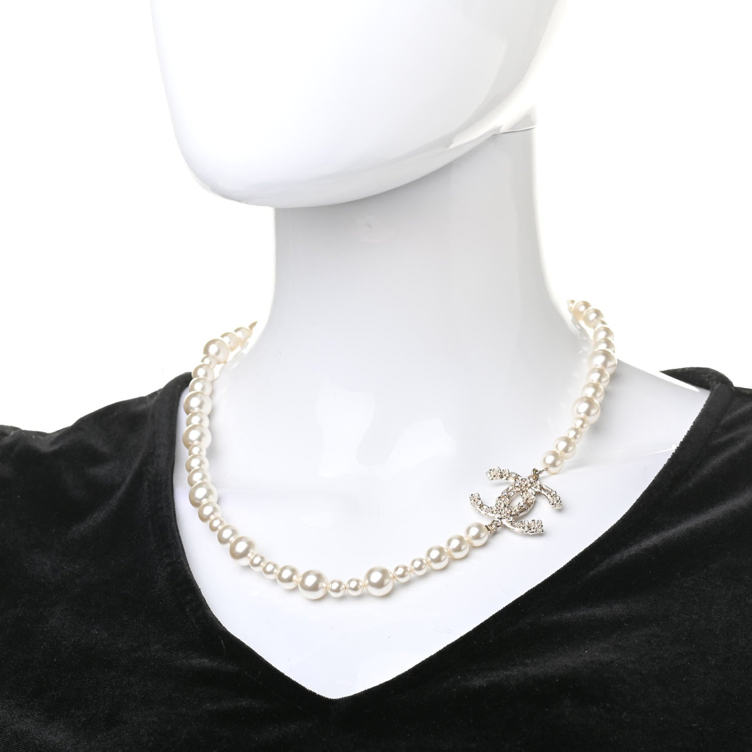 Chanel Pearl Crystal CC Camellia Short Necklace Gold 2 of 5