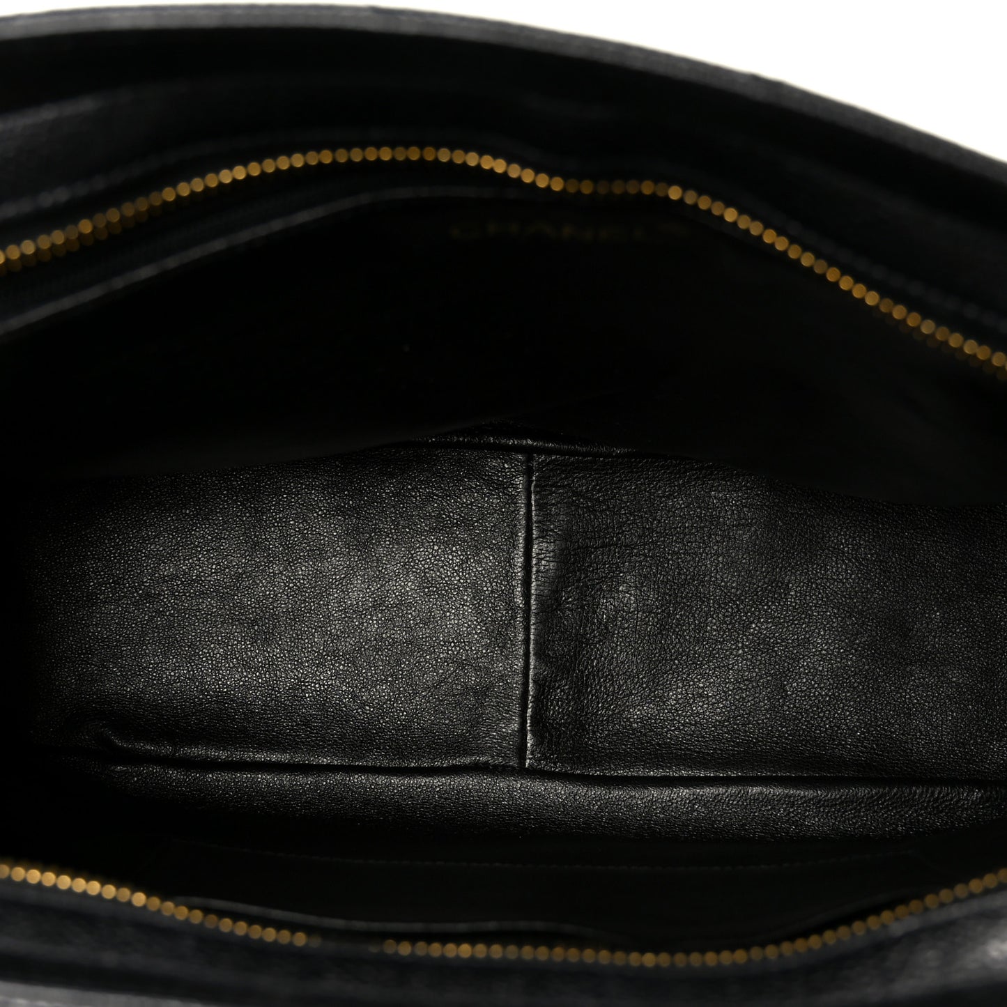 Caviar Quilted Shoulder Bag Black