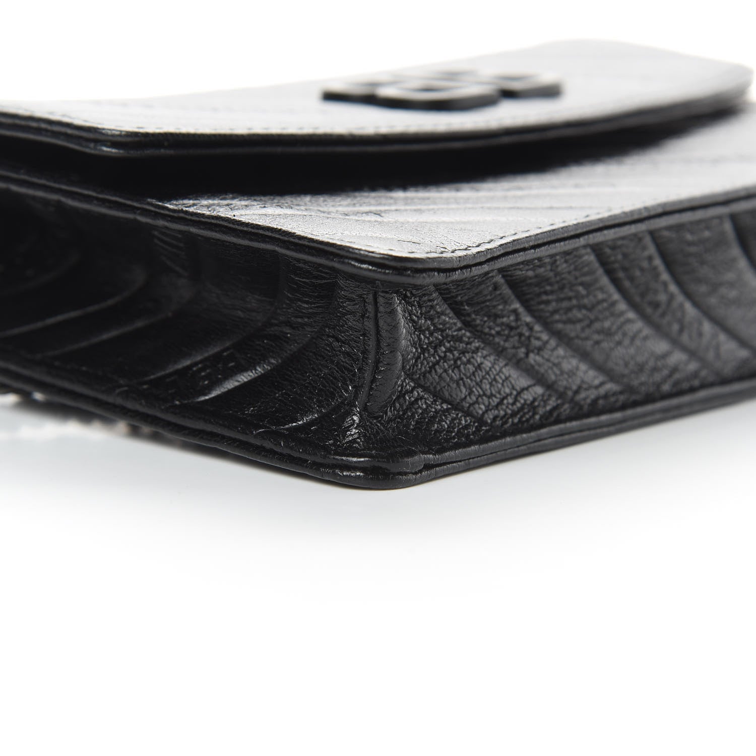 Balenciaga Shiny Goatskin Logo Embossed Monochrome BB Wallet On Chain Black 9 of 11