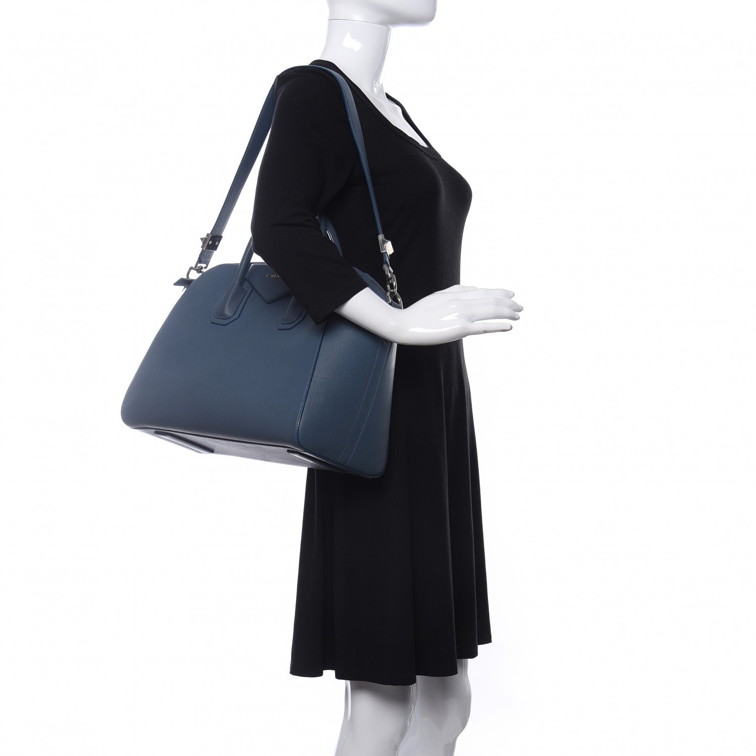 Givenchy Sugar Goatskin Medium Antigona Mineral Blue 2 of 10