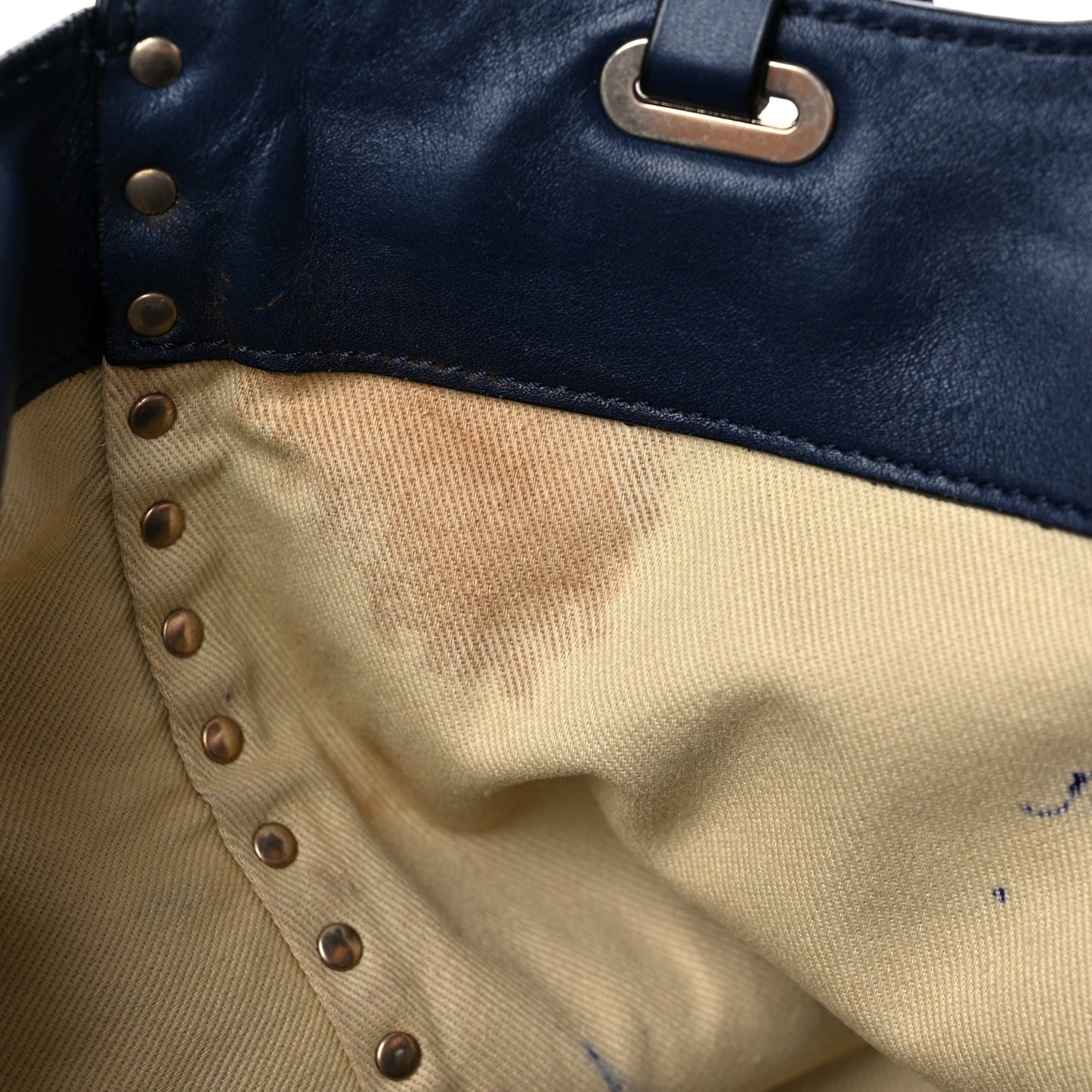Vitello Medium Rockstud Tote Marine