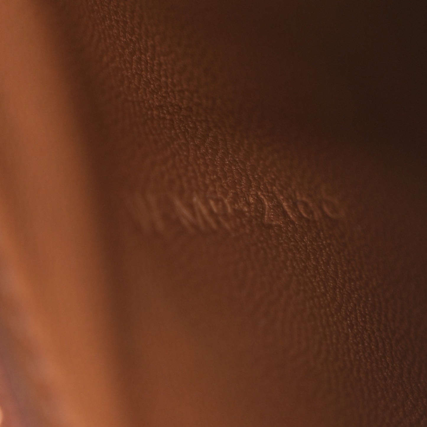 Smooth Calfskin Medium Classic Box Flap Bag Camel