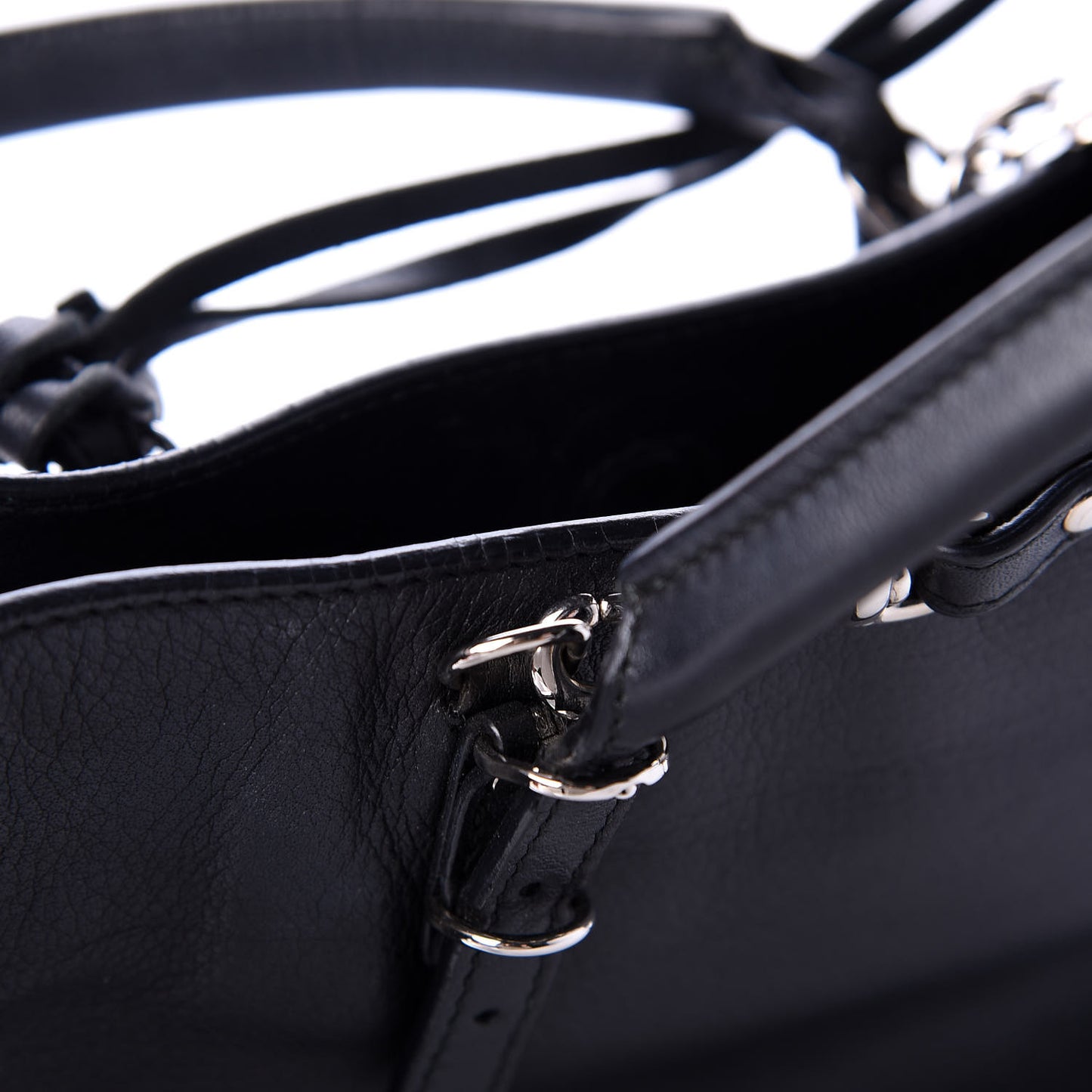 Veau Papier A6 Zip Around Tote Black