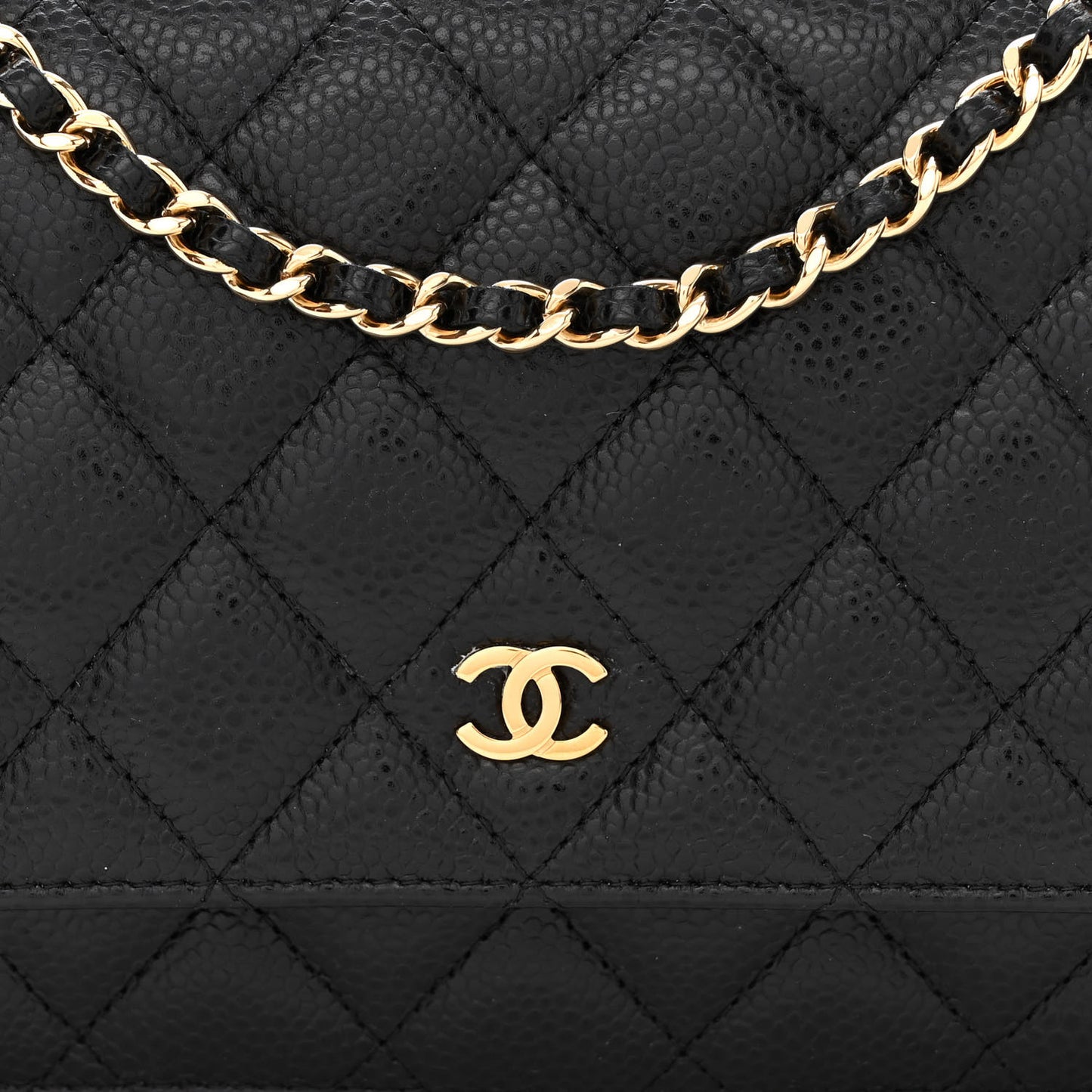 Caviar Quilted Wallet on Chain WOC Black