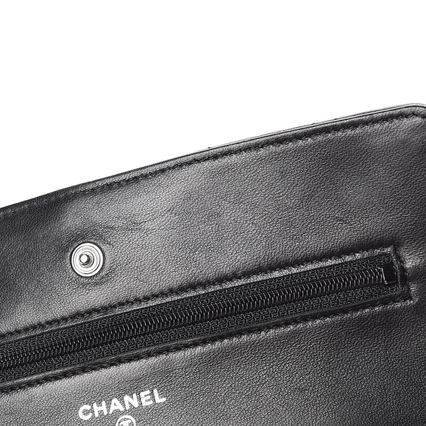 Lambskin Quilted Wallet On Chain WOC Black