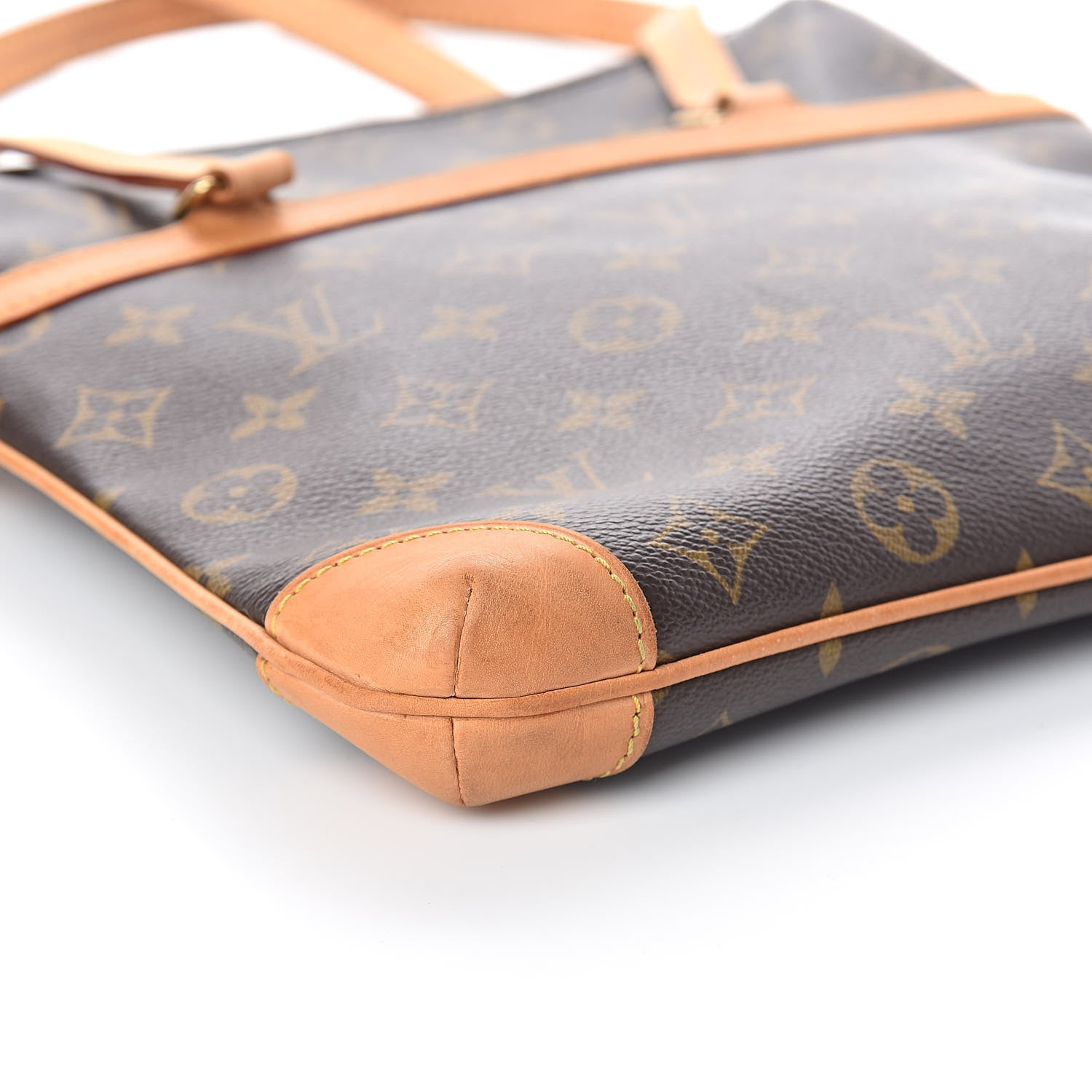 Louis Vuitton Monogram Sac Coussin GM 8 of 9