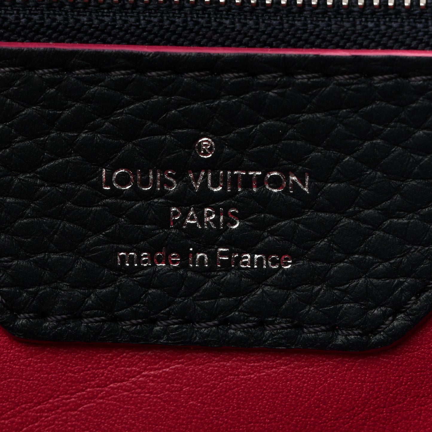 Taurillon Capucines MM Cobalt Fuchsia