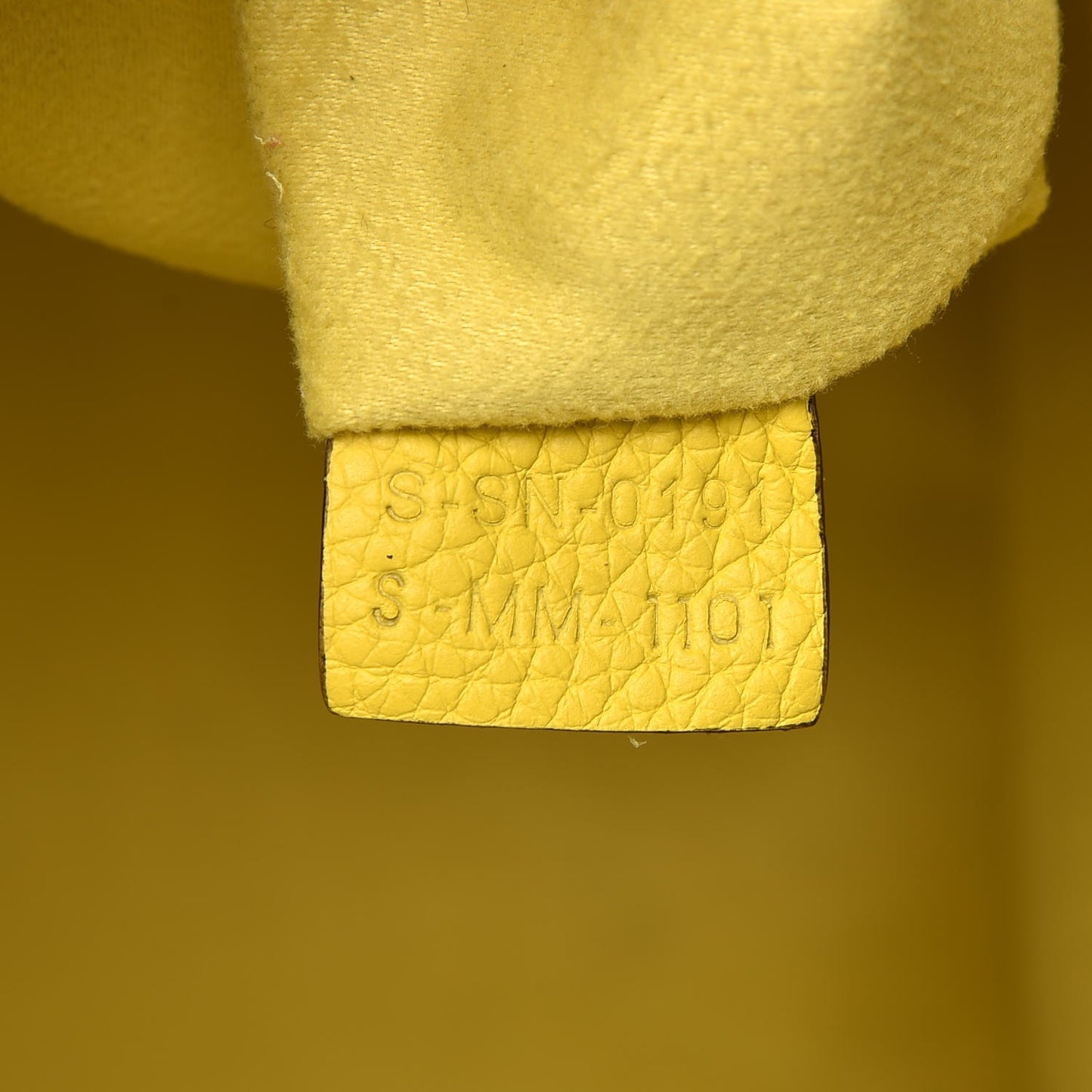 Drummed Calfskin Mini Luggage Citron