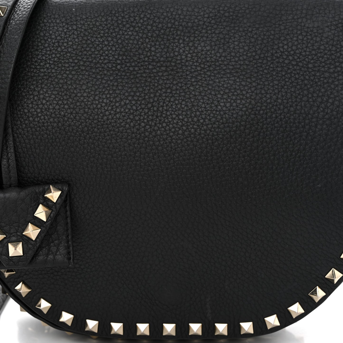 Grained Calfskin Rockstud Saddle Bag Black