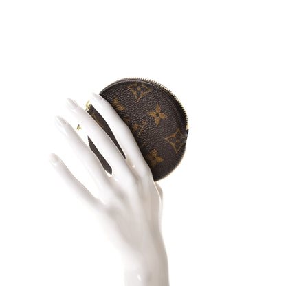 Louis Vuitton Monogram Round Coin Purse 2 of 8