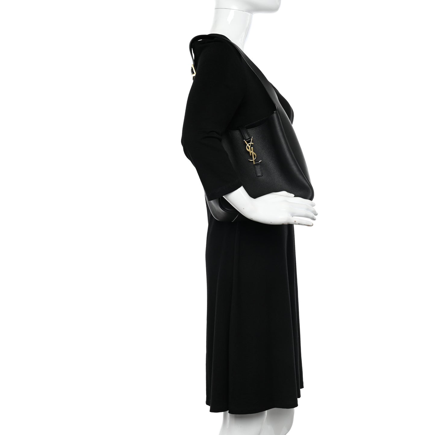 Smooth Calfskin Small Le 5 A 7 Soft Hobo Black