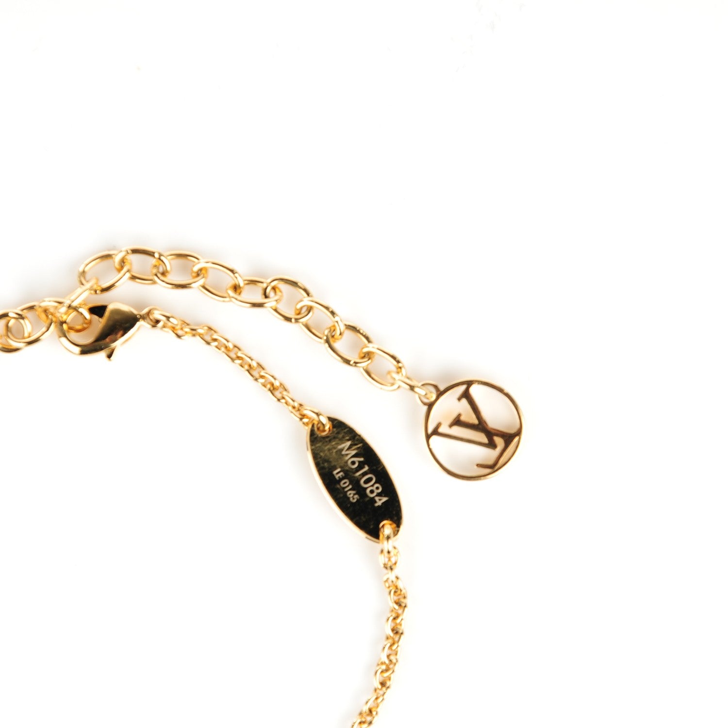 Louis Vuitton Essential V Bracelet Gold 3 of 6