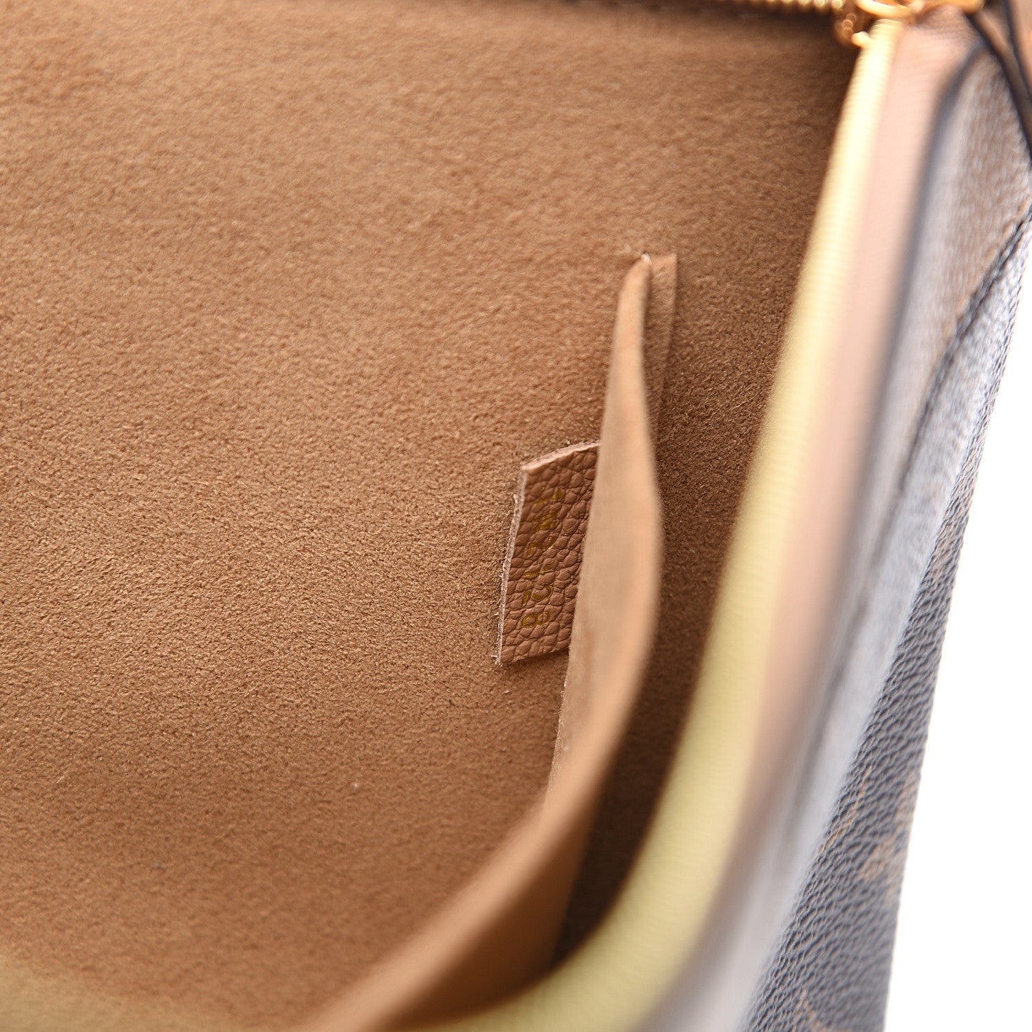 Louis Vuitton Monogram Daily Pouch Sesame 6 of 7
