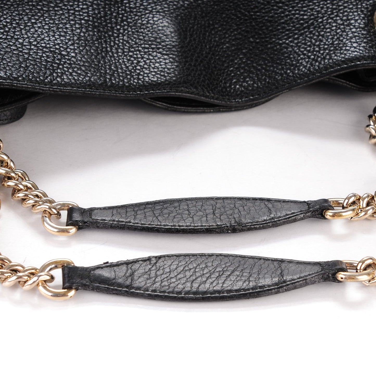 Pebbled Calfskin Medium Soho Chain Shoulder Bag Black