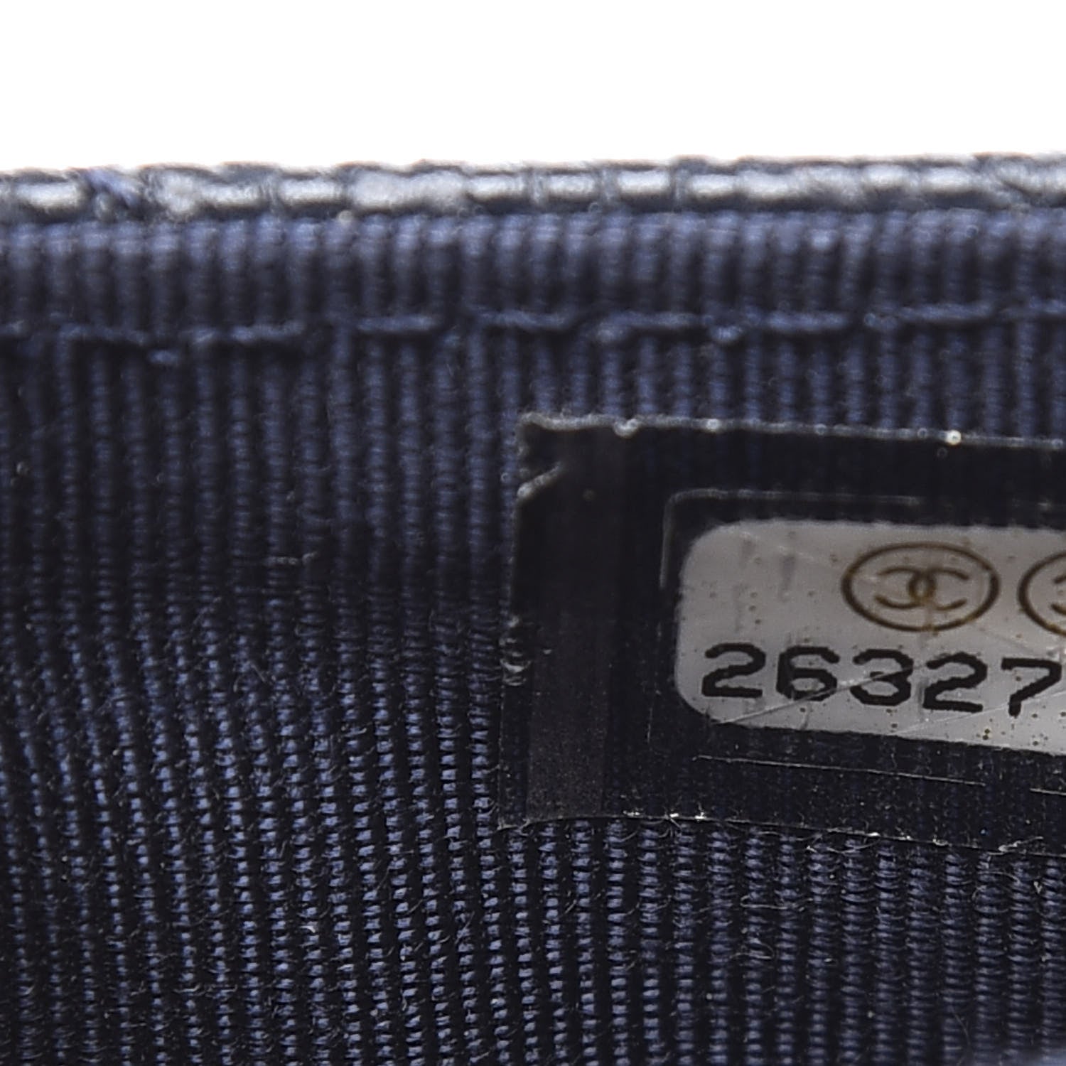 Chanel Caviar Quilted CC Zip Card Holder Navy 8 of 9