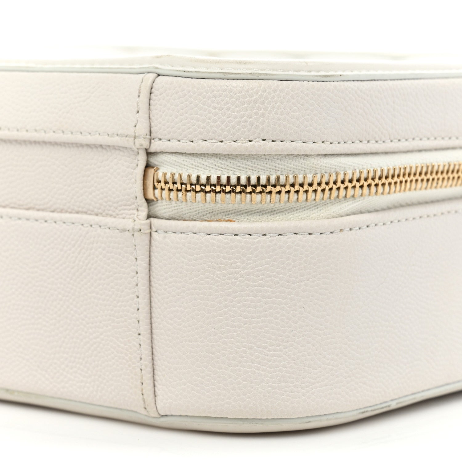 Chanel Caviar Quilted Medium CC Filigree Vanity Case White 10 of 18