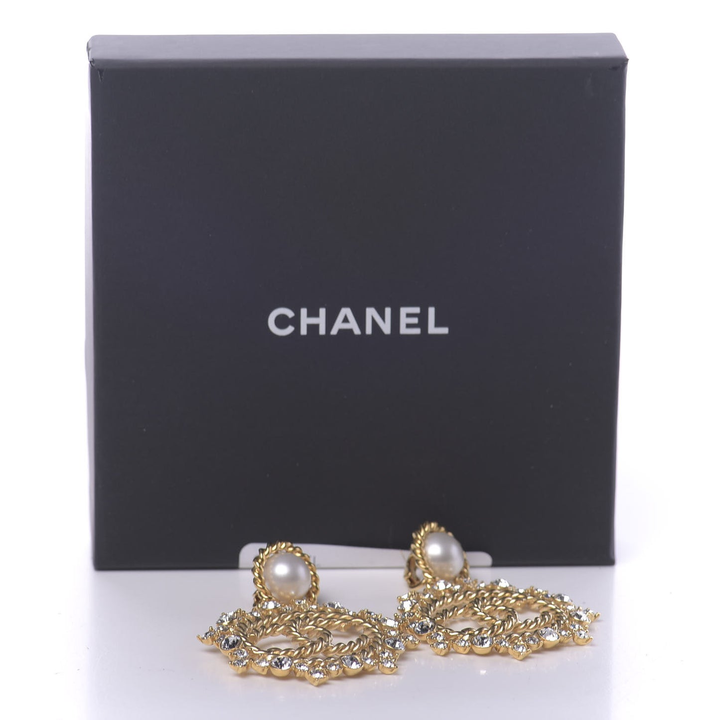 Pearl Crystal CC-Casino Clip On Earrings Gold