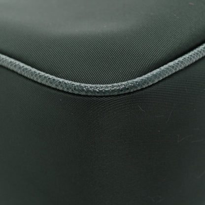 Prada Re-Nylon Saffiano Re-Edition 2005 Shoulder Bag Smeraldo 9 of 11