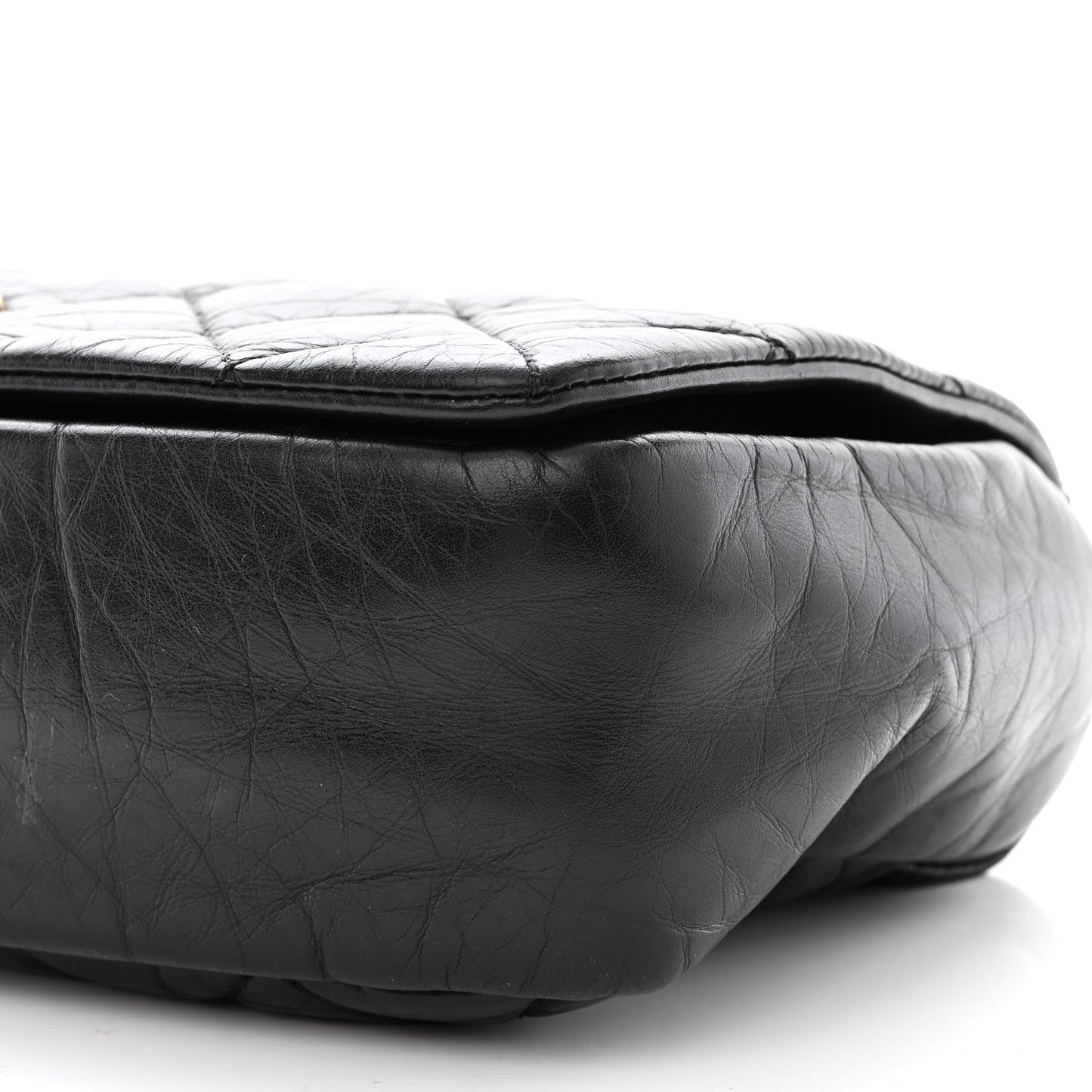 Aged Calfskin Quilted Medium Pondichery Flap Black